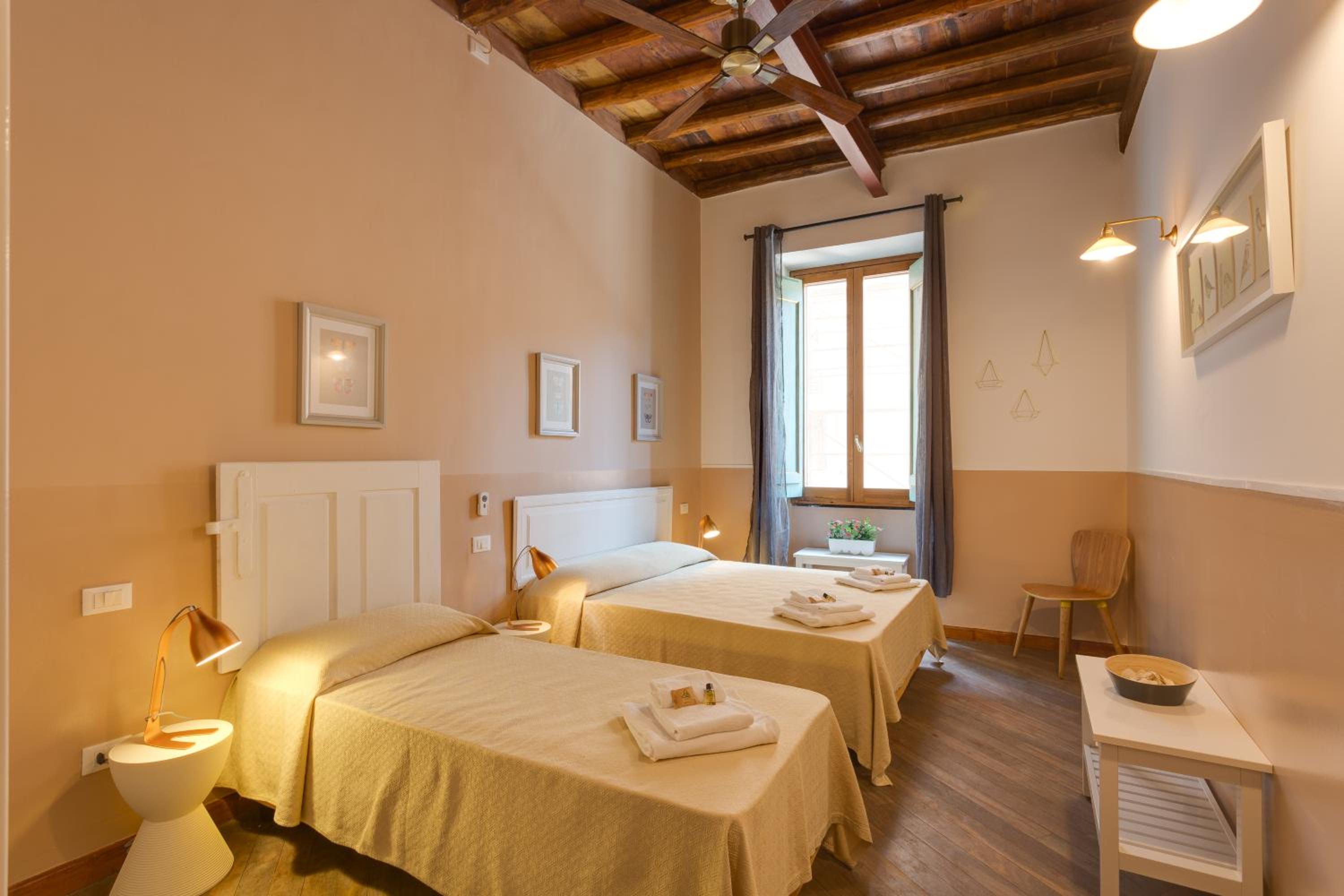 ROMAC Baullari Holiday Apartment in Campo de Fiori