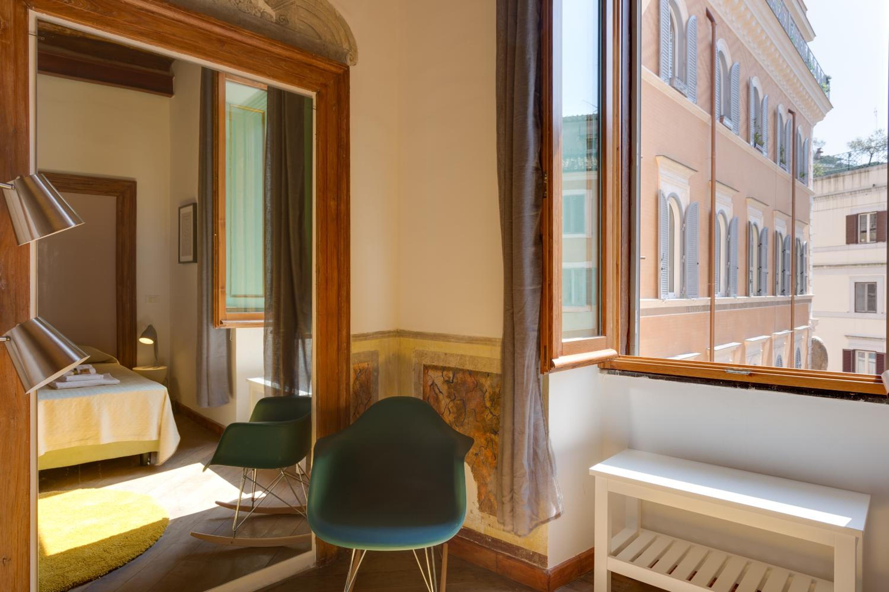ROMAC Baullari Holiday Apartment in Campo de Fiori