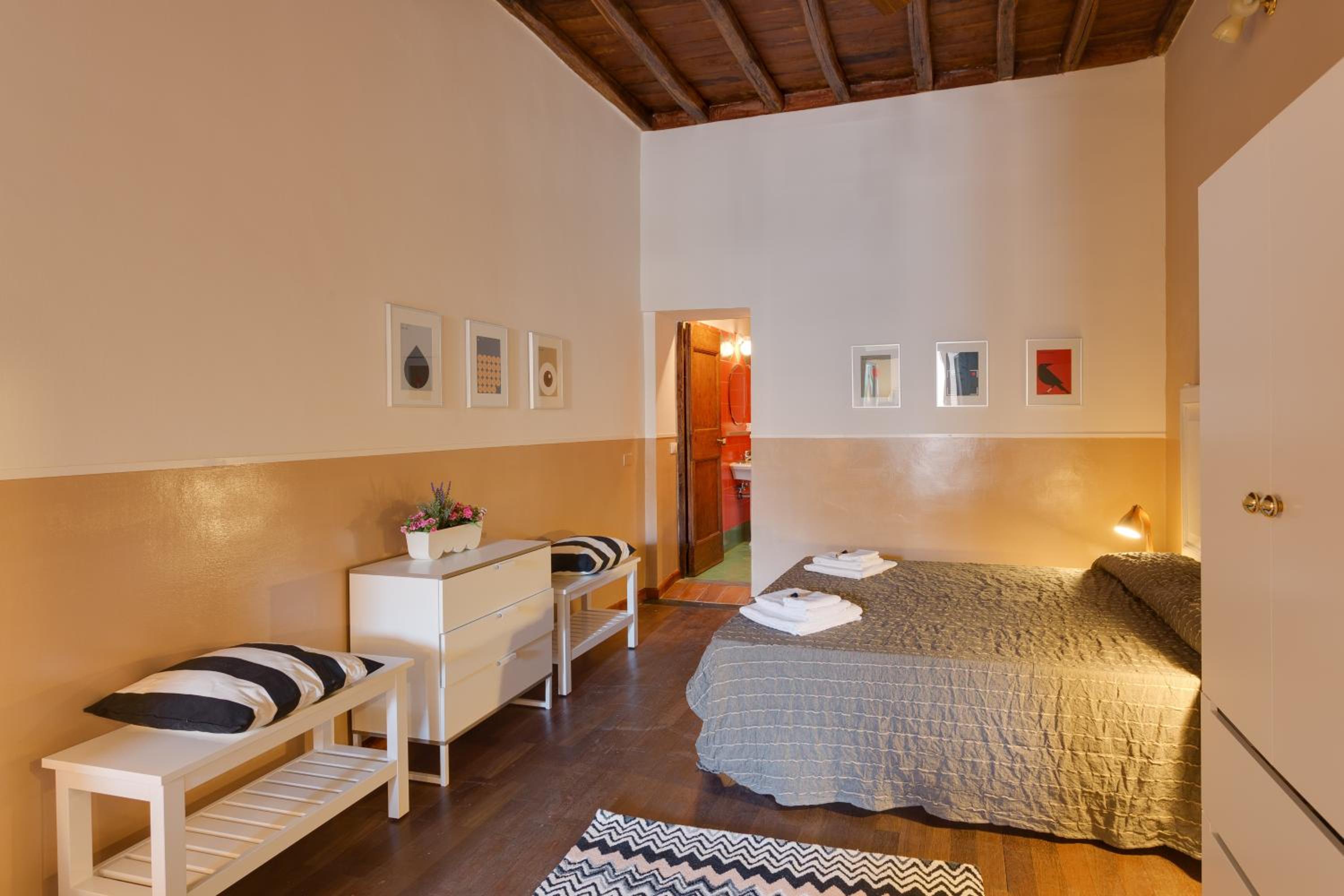 ROMAC Baullari Holiday Apartment in Campo de Fiori