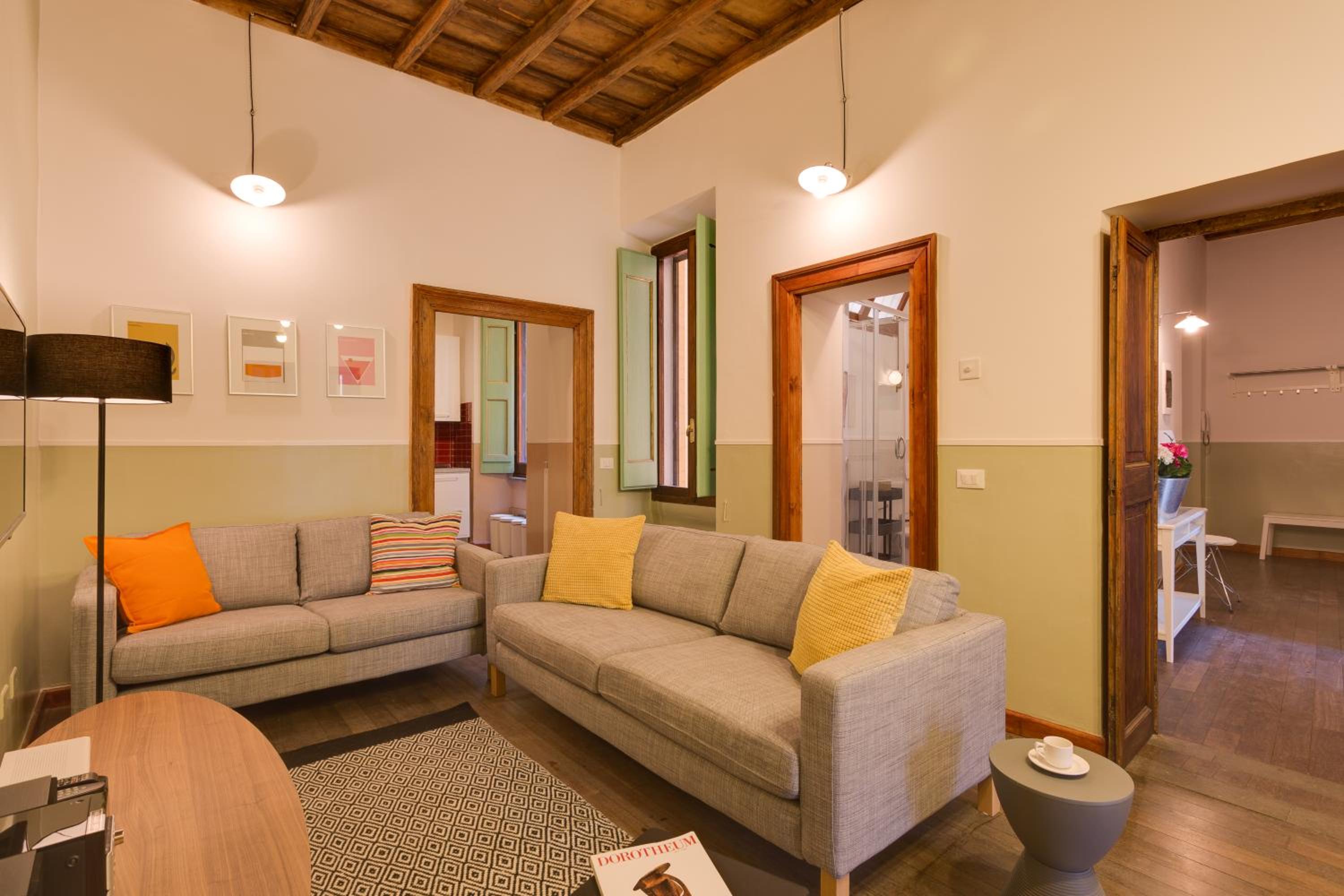 ROMAC Baullari Holiday Apartment in Campo de Fiori
