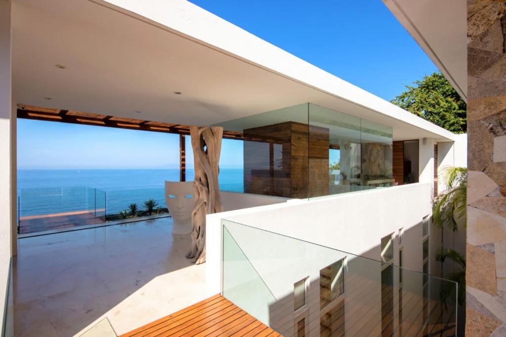 New oceanfront luxury Villa in Puerto Vallarta view 3