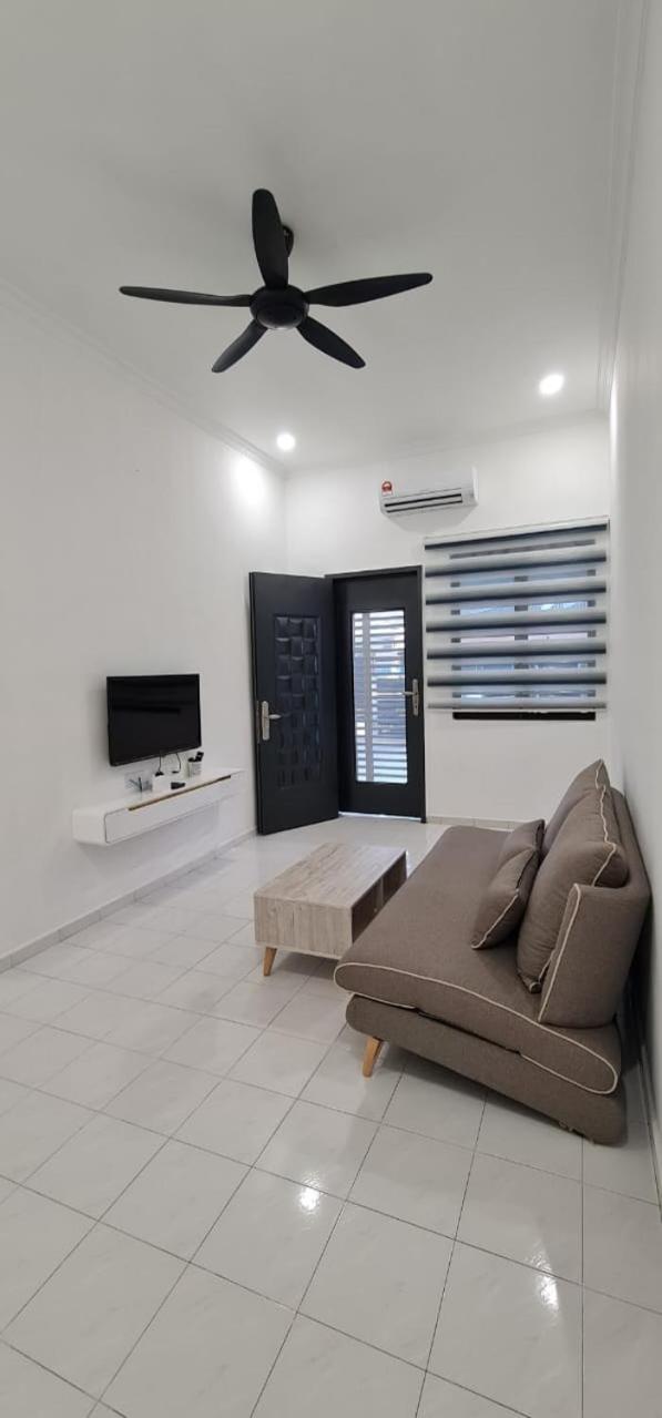 Voon 4 bedroom homestay Mersing photo 1