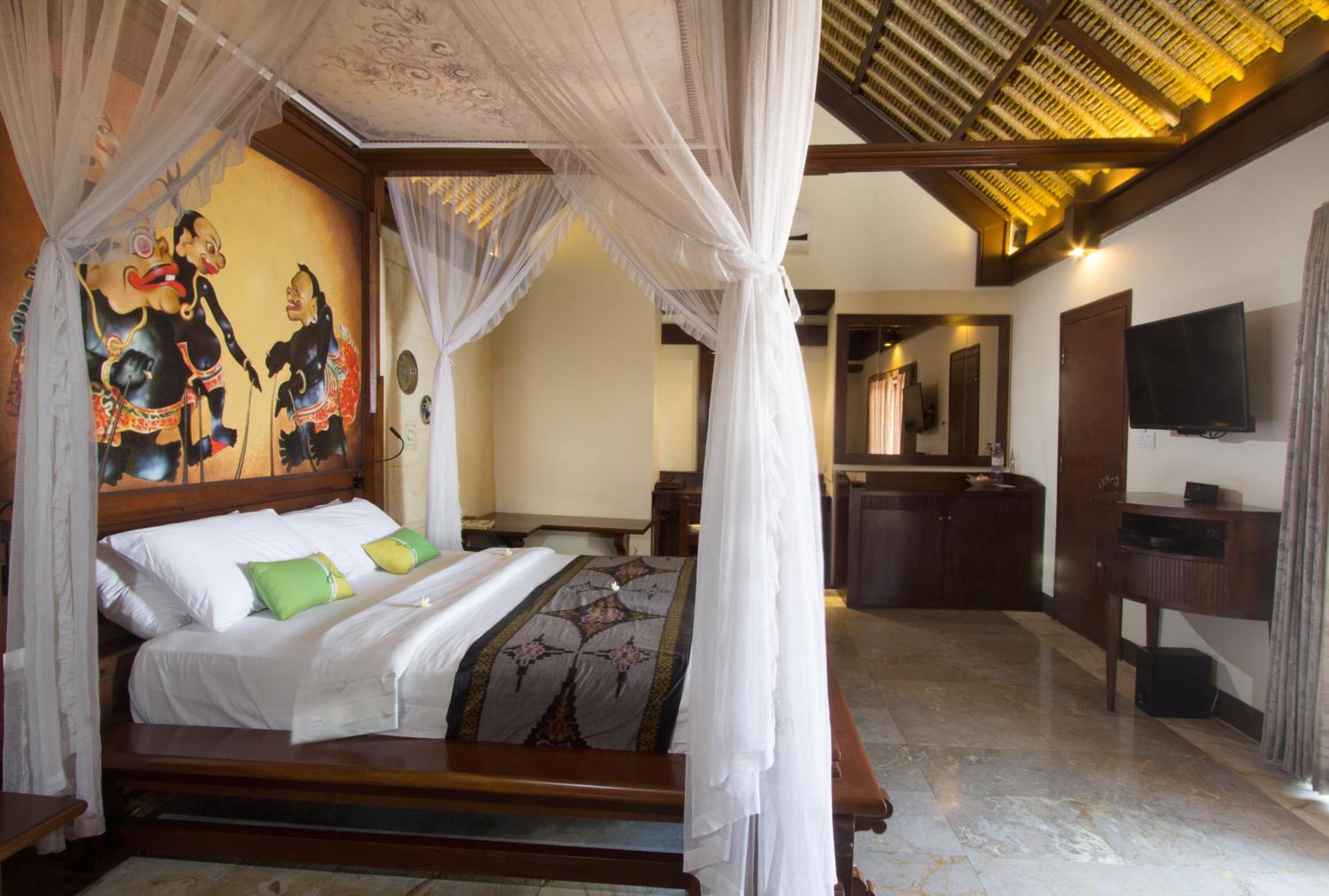 Grand Balisani Suites Hotel