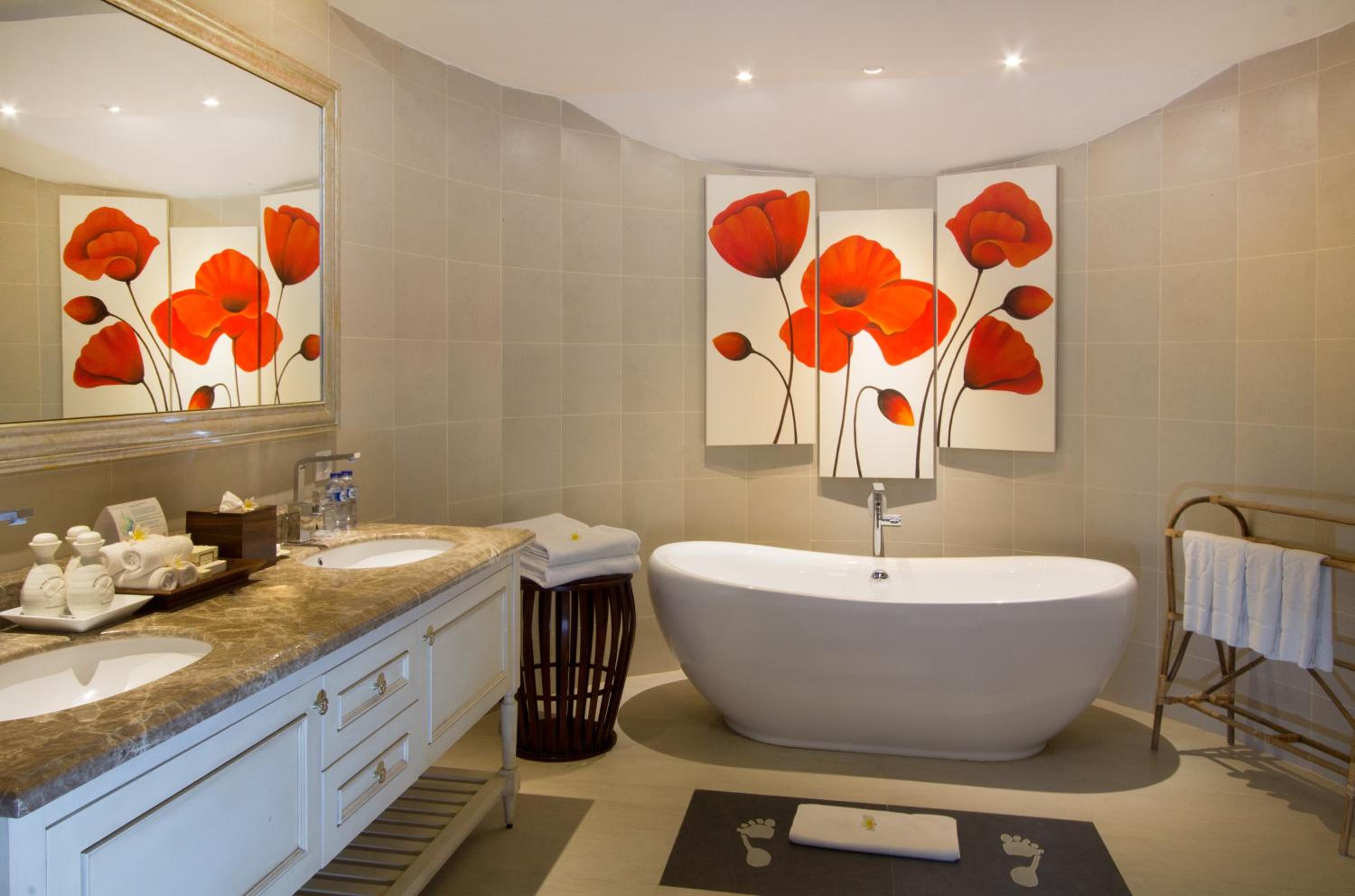 Grand Balisani Suites Hotel