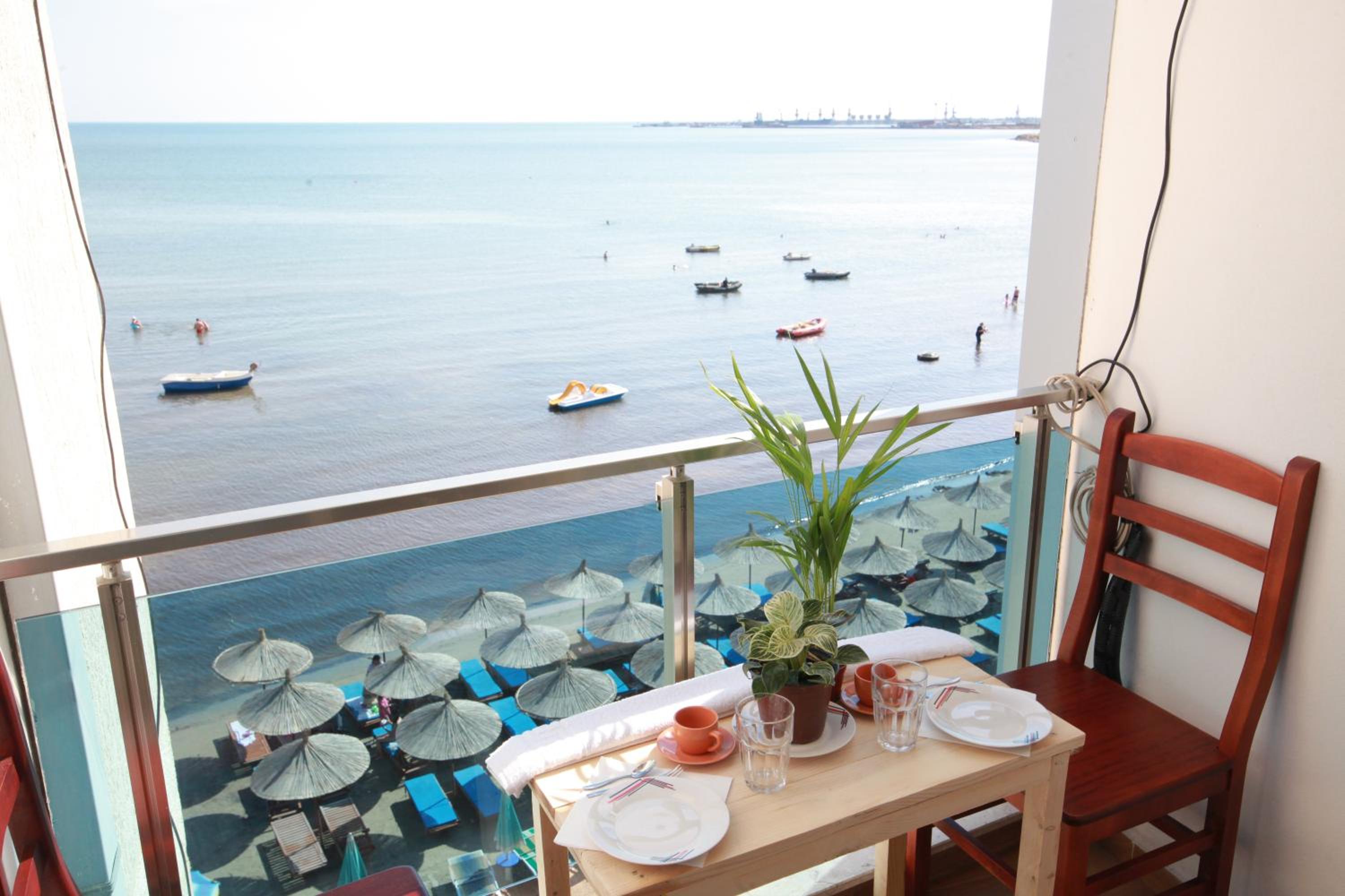 Seaview Luxury Apartment