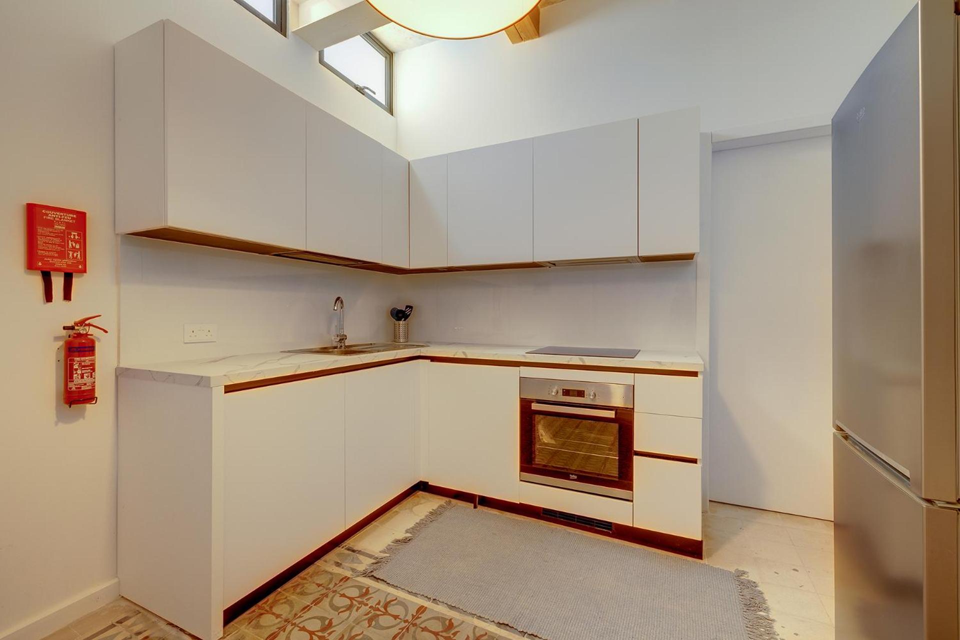 Central Family Apartment by Buena Vista view 2