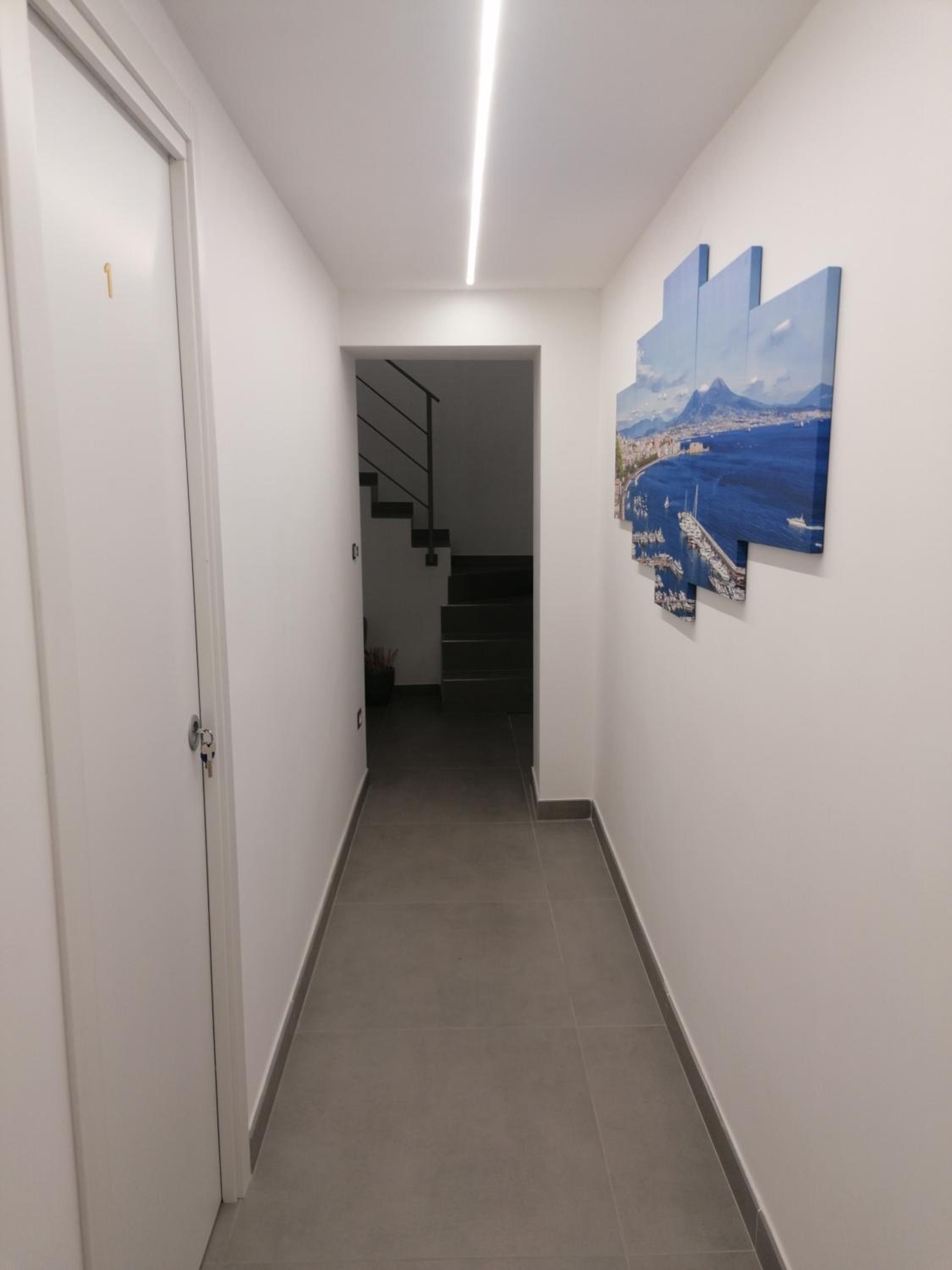 3 Rooms Chiaia