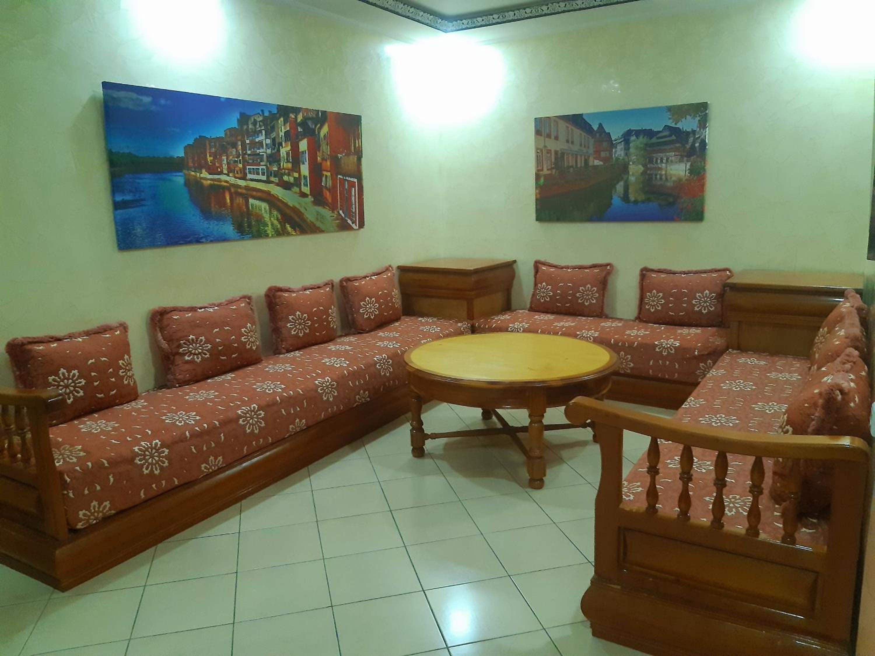 lounge