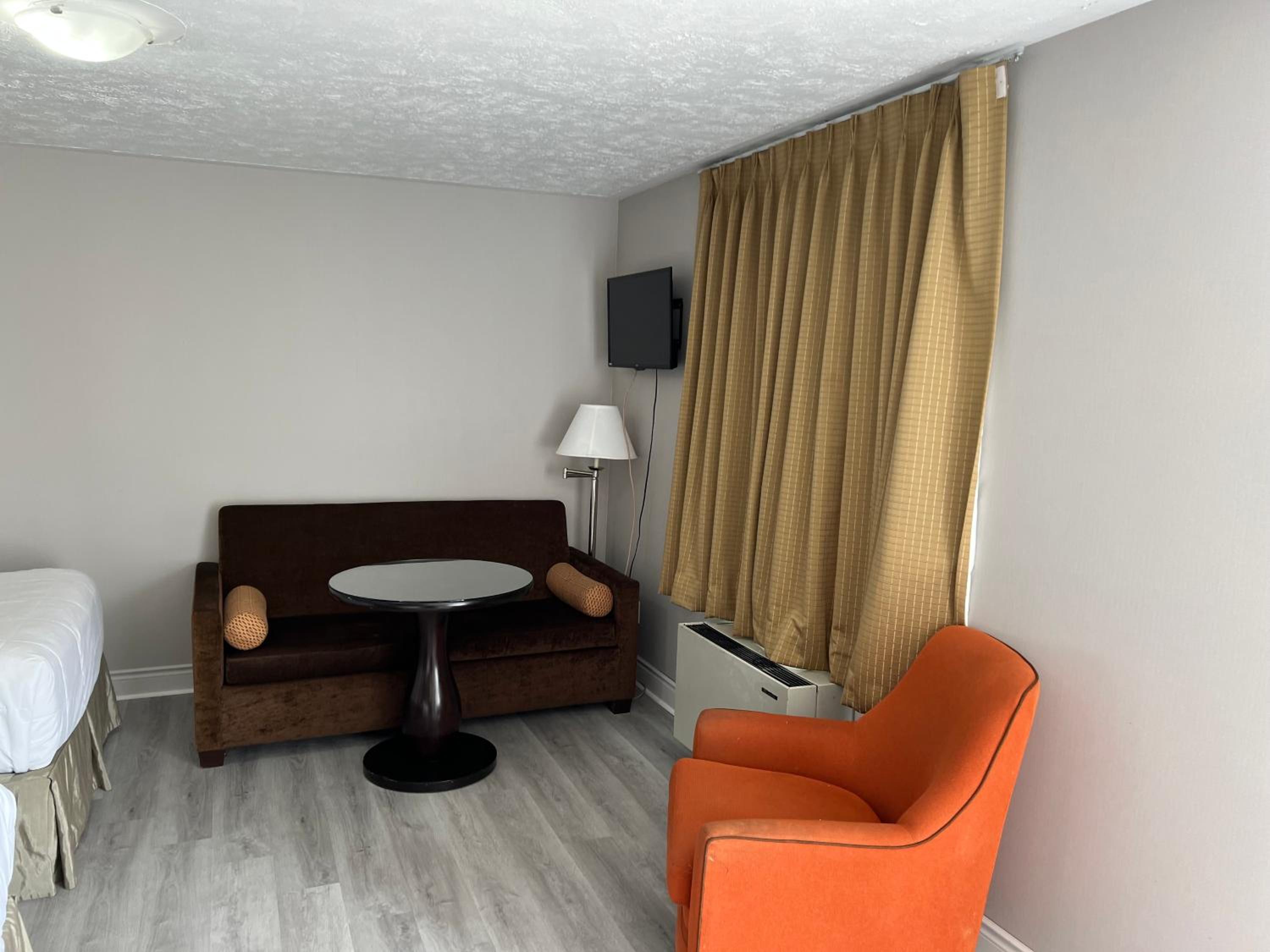 Wiarton Willys Inn