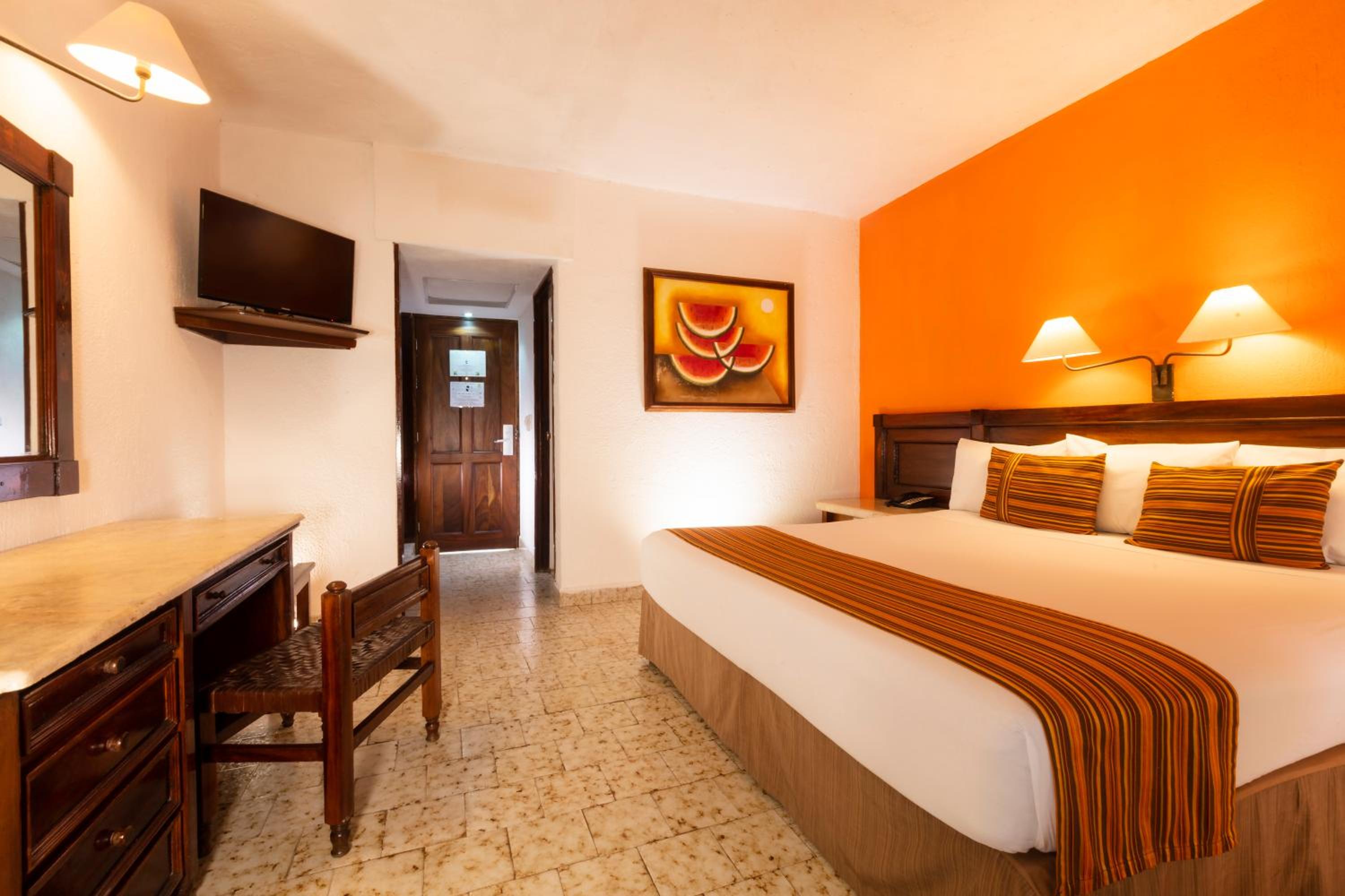 Puerto Vallarta Vacations - Las Palmas by the Sea All Inclusive - Property Image 4