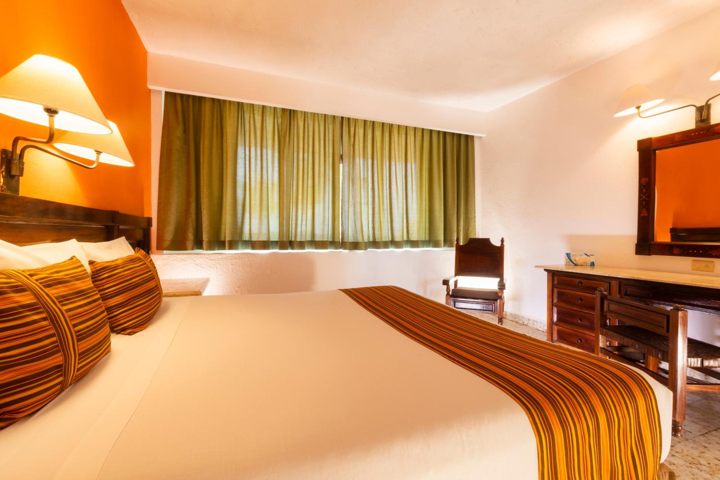 Puerto Vallarta Vacations - Las Palmas by the Sea All Inclusive - Property Image 5