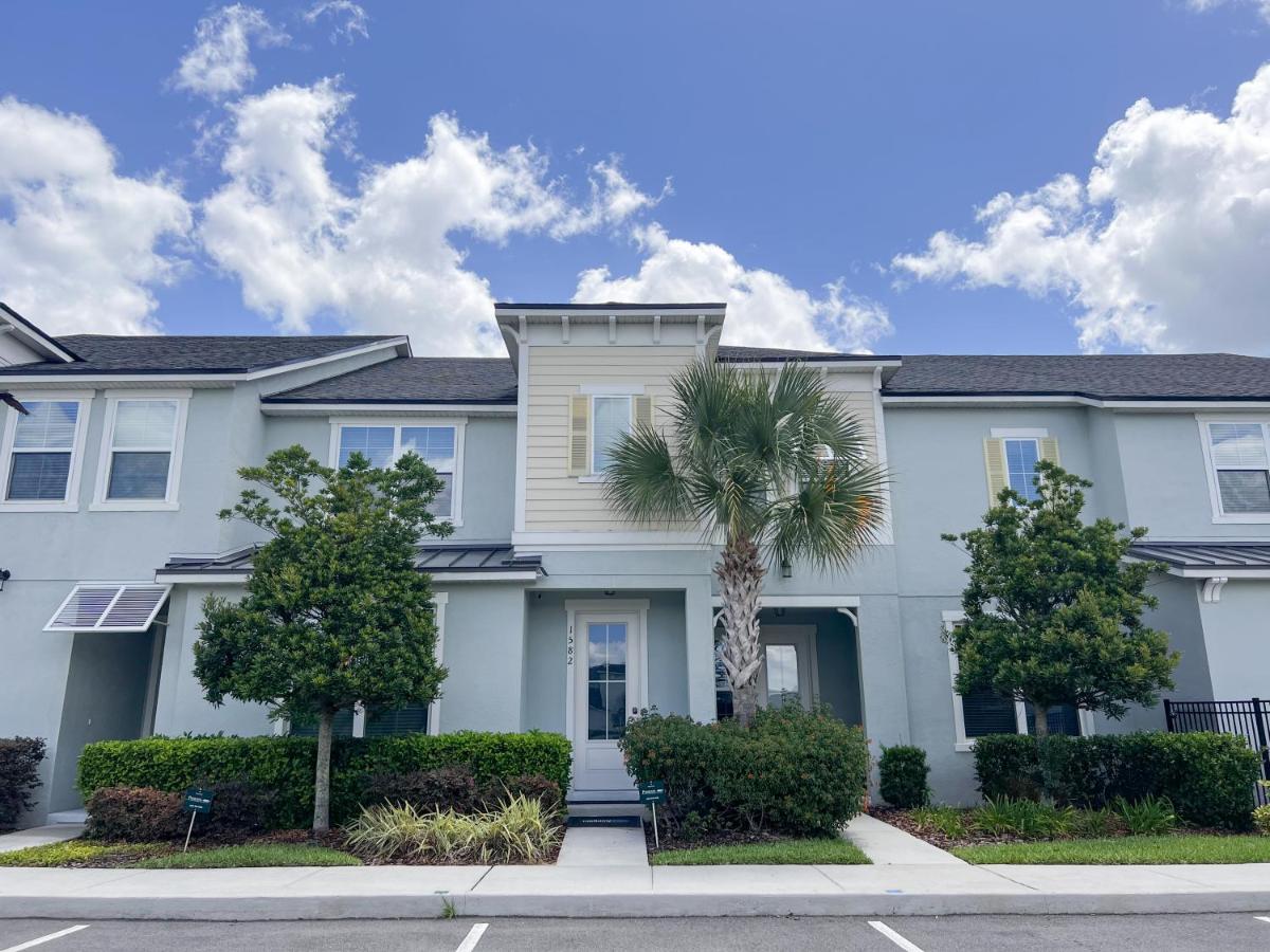 Casa Modelo Orlando Vacation Rental view 3