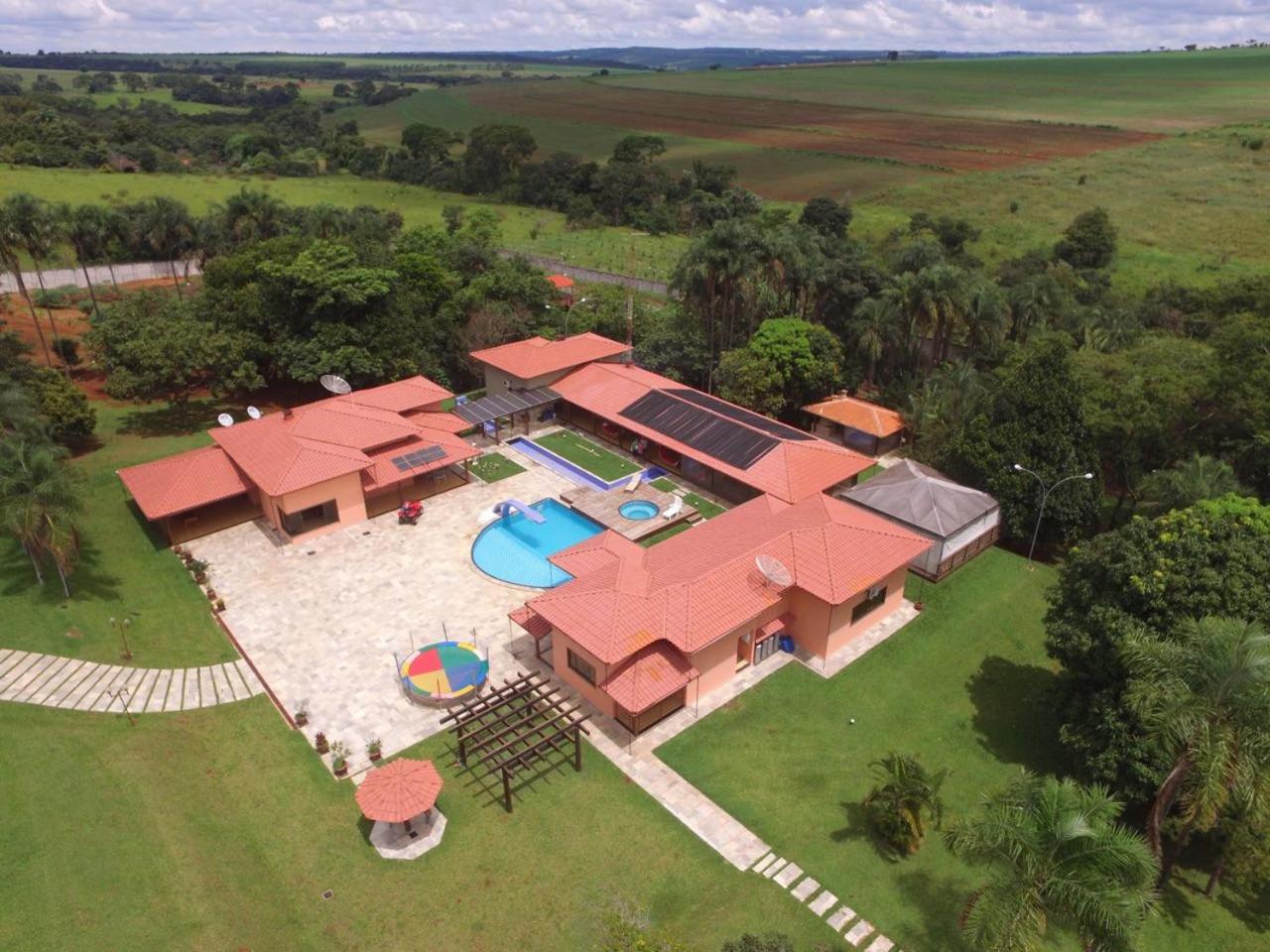 Hotel Chacara De Luxo Em Anapolis