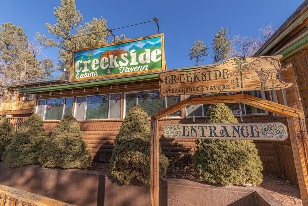 Payson Vacations - Forest Cabin 5 Old Glory - Property Image 14