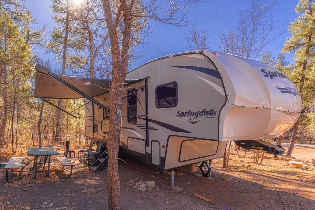 Payson Vacations - Unique forest adventure 10 Glamper - Property Image 27