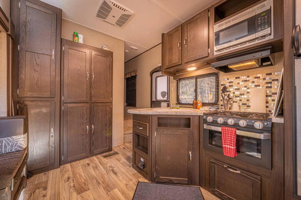 Payson Vacations - Unique forest adventure 10 Glamper - Property Image 20