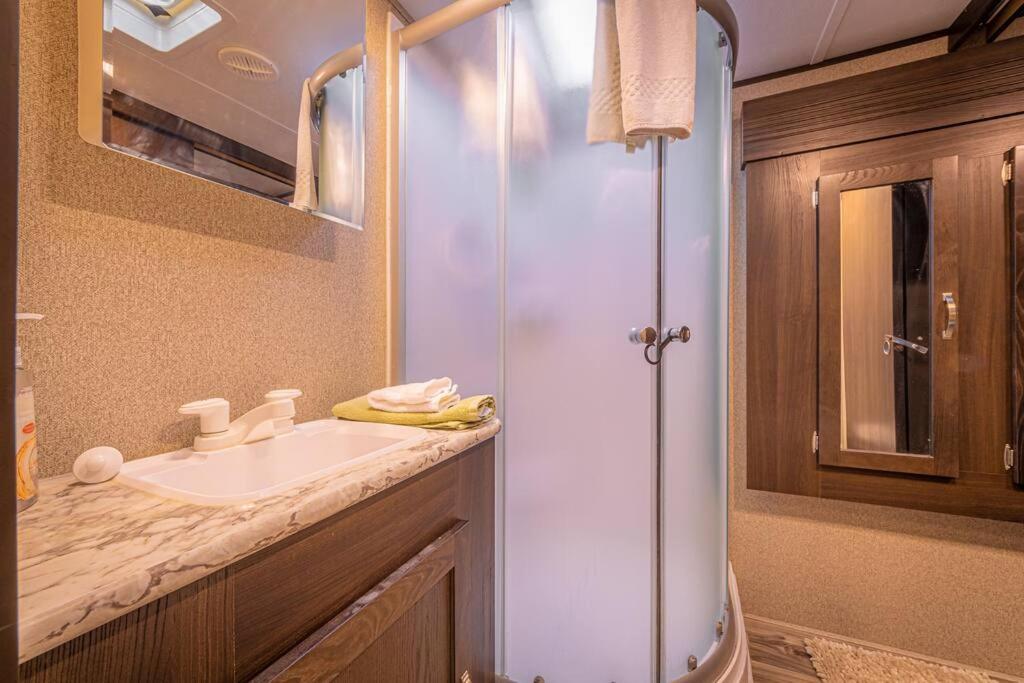 Payson Vacations - Unique forest adventure 10 Glamper - Property Image 17