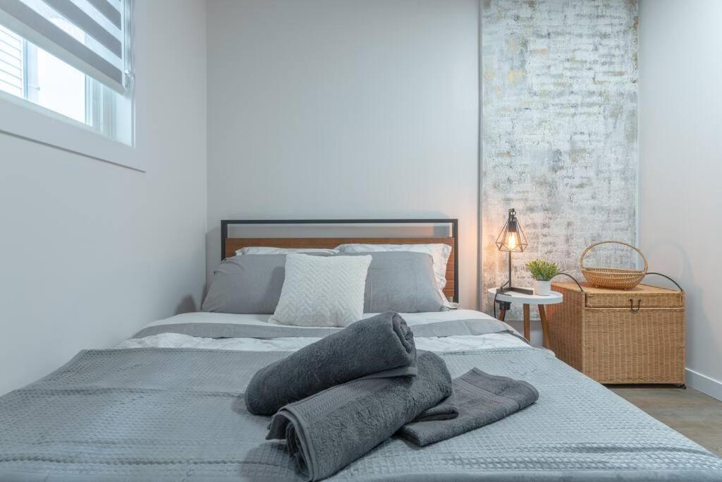 Chic Romantic3bed patio WIFI quiet retreat parking