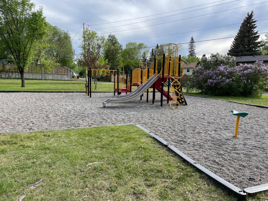 Chic Romantic3bed patio WIFI quiet retreat parking