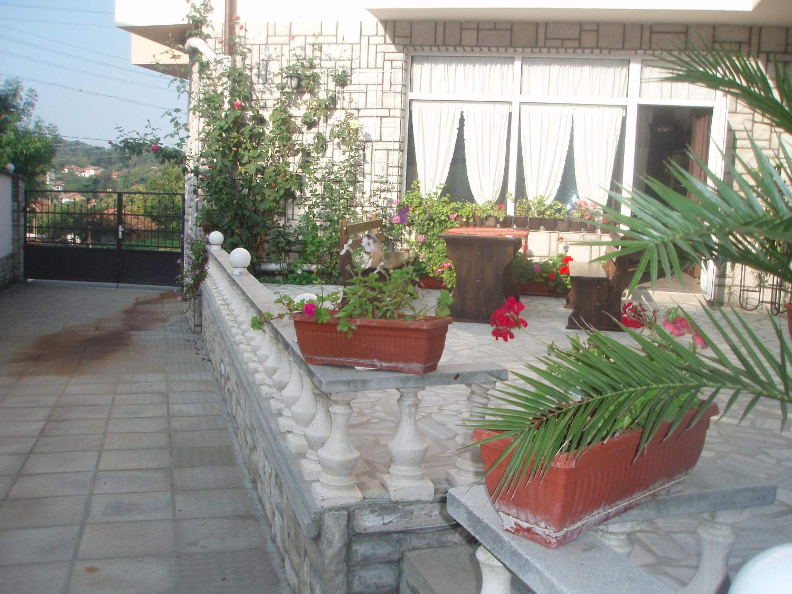 Mania Guest House