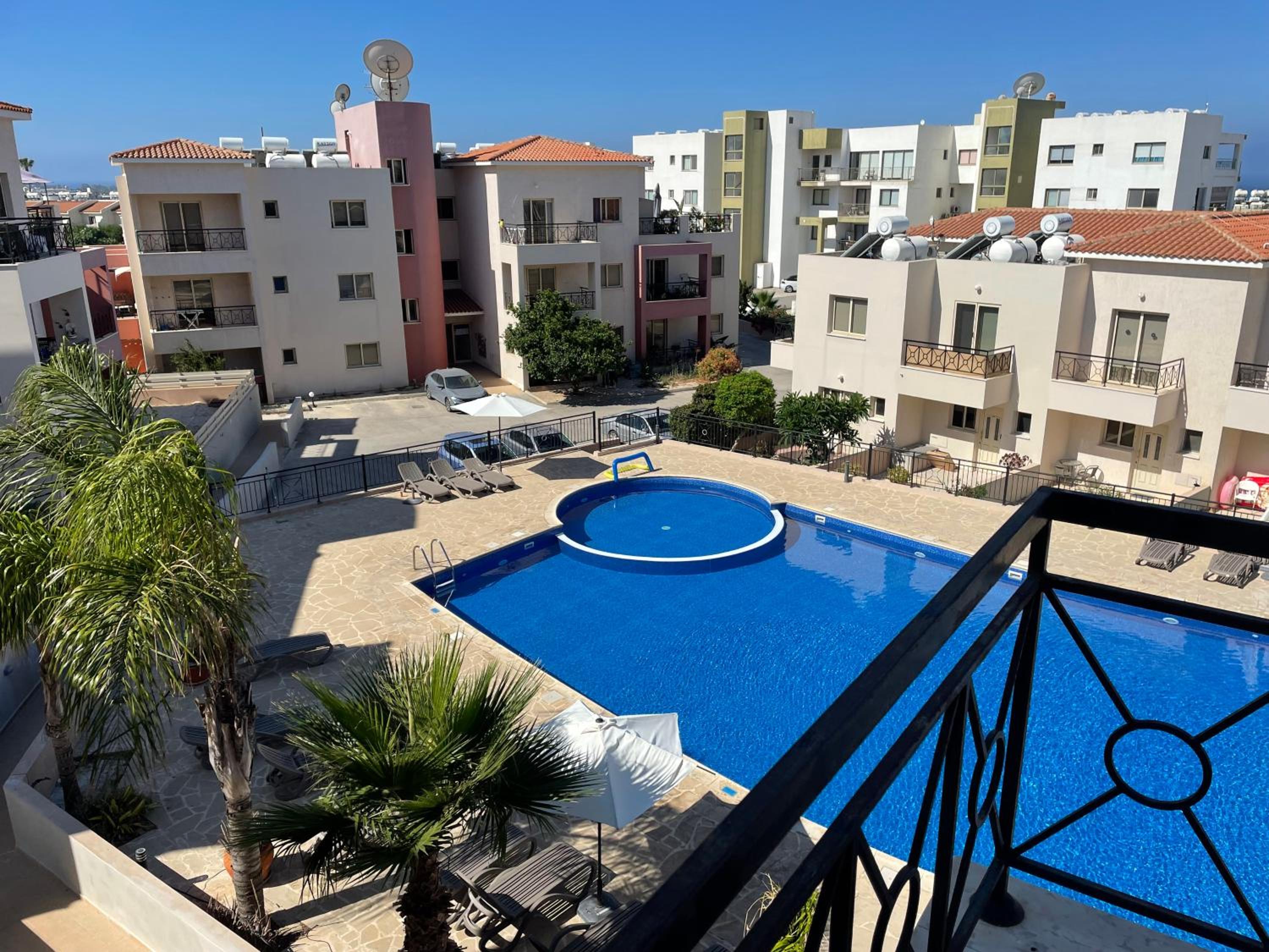 Kings Resort 1 Bedroom Apartment view 2