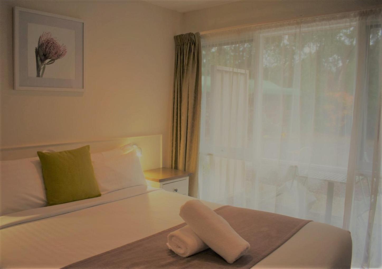 Sanctuary House Resort Motel