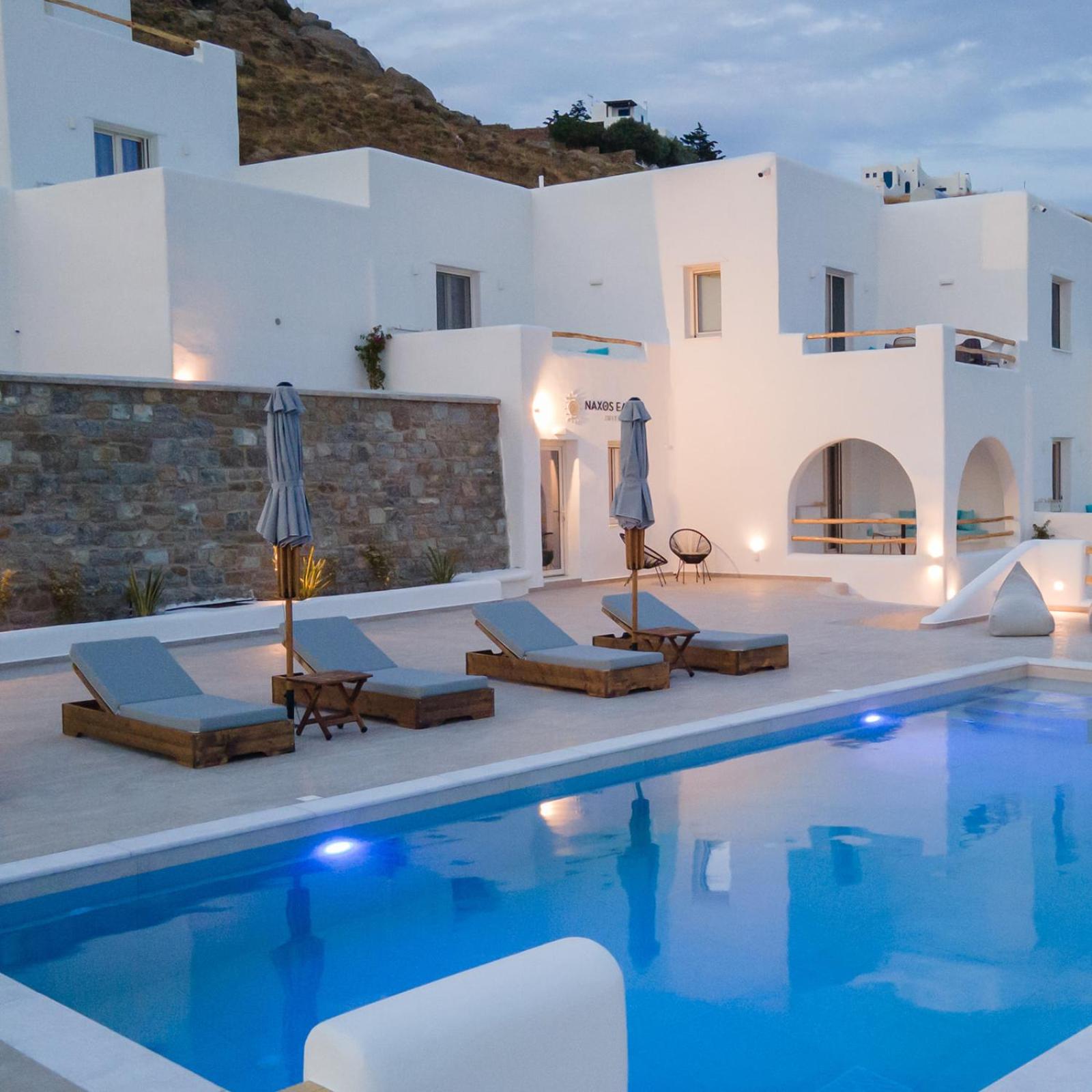 Naxos Earth Suites