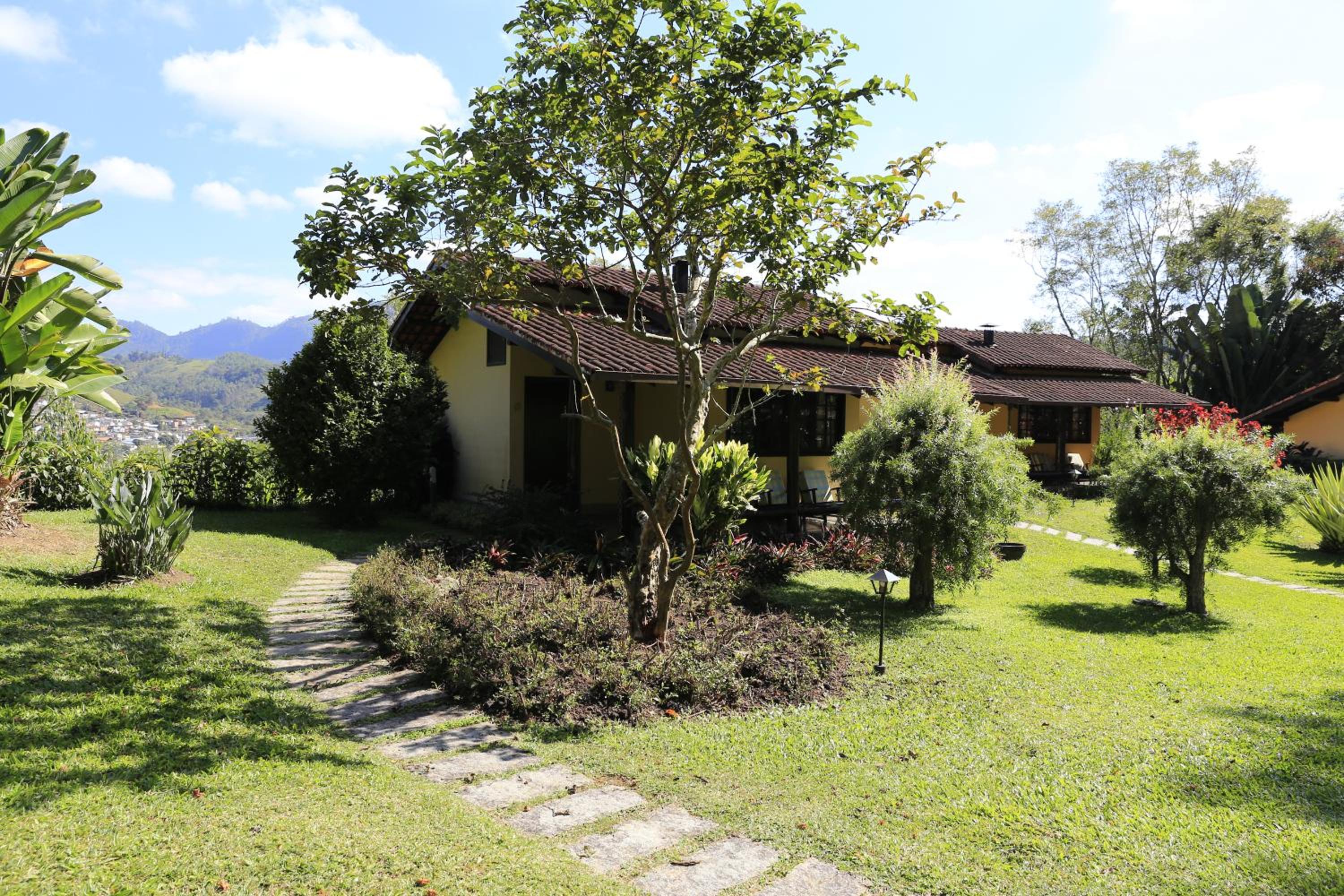 Auberge Suisse Pousada