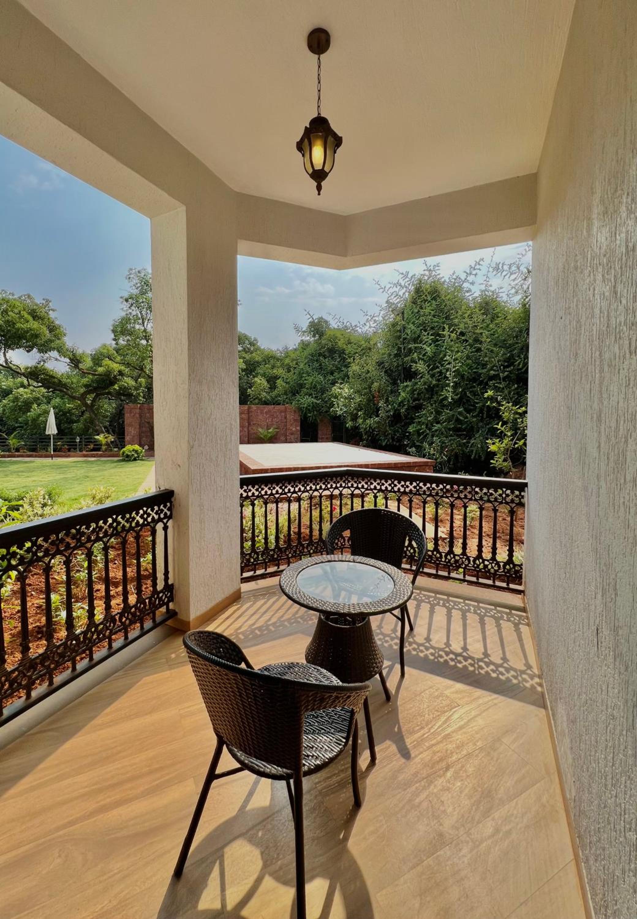 balcony