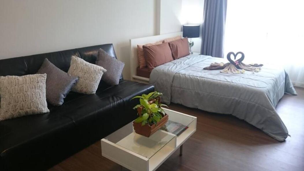 291 Hua Hin Condo Cicada Market 9mins to beach view 2