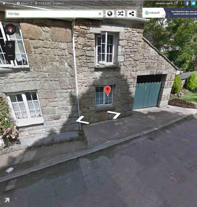 Lovely Cornish cottage in small village setting view 4