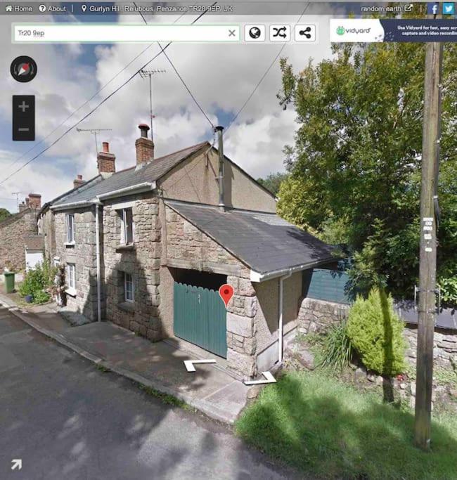 Lovely Cornish cottage in small village setting view 3