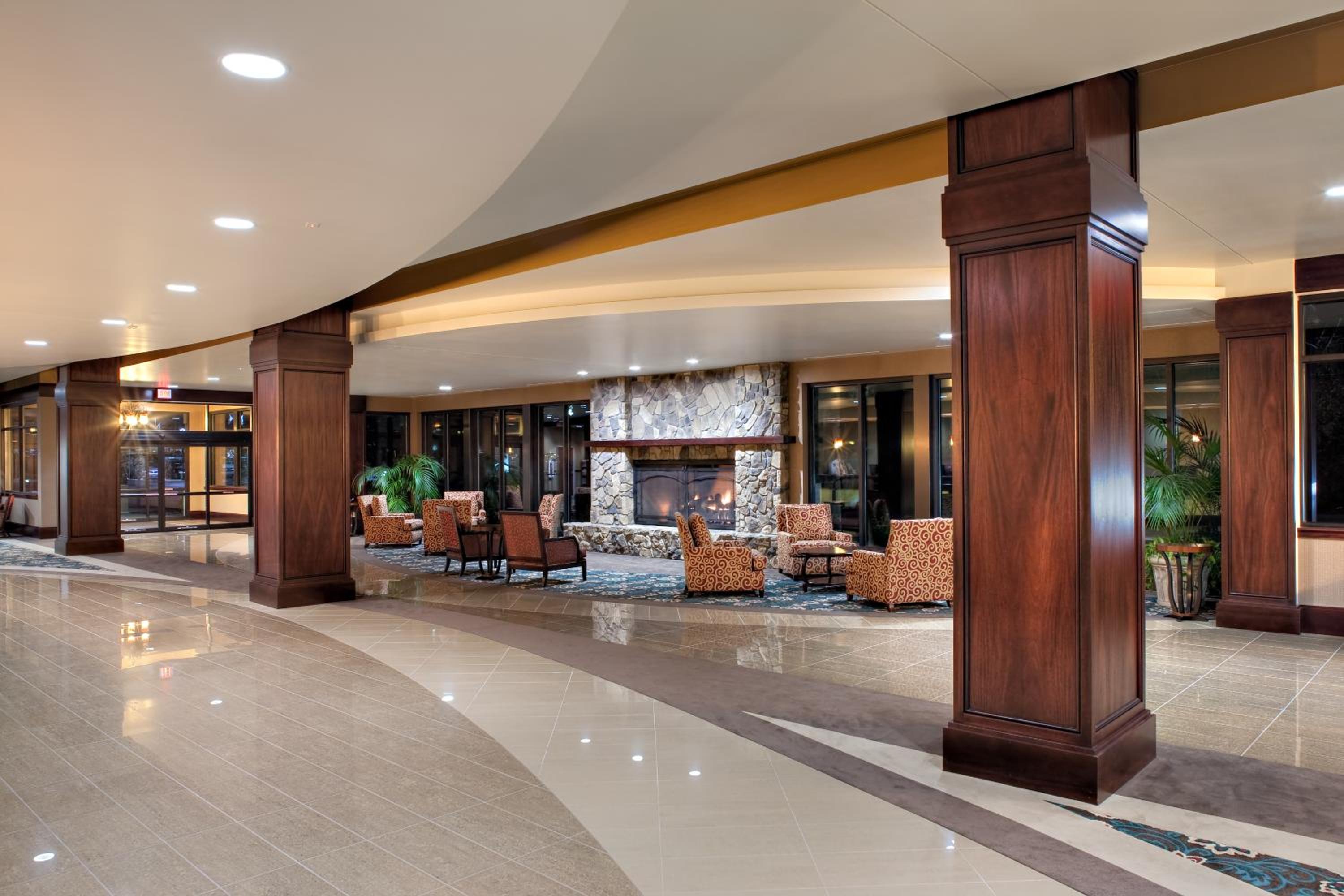 Seven Feathers Casino Resort - Property Image 9