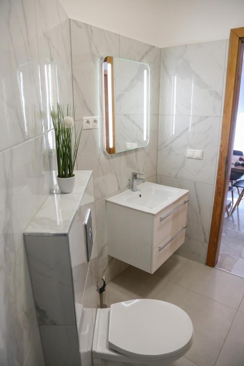 Família Apartmanház