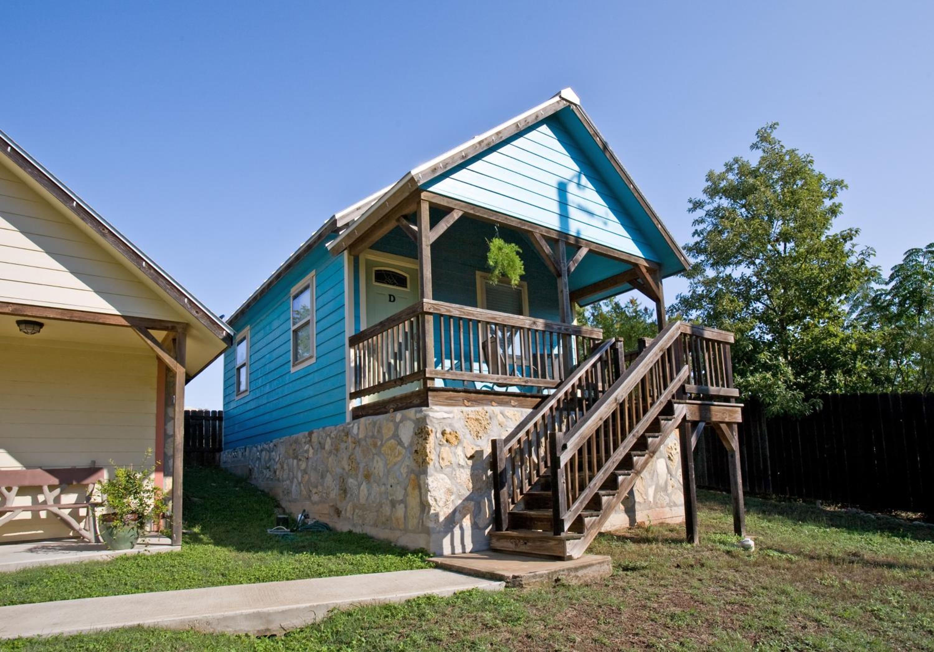 Blanco Riverside Cottages