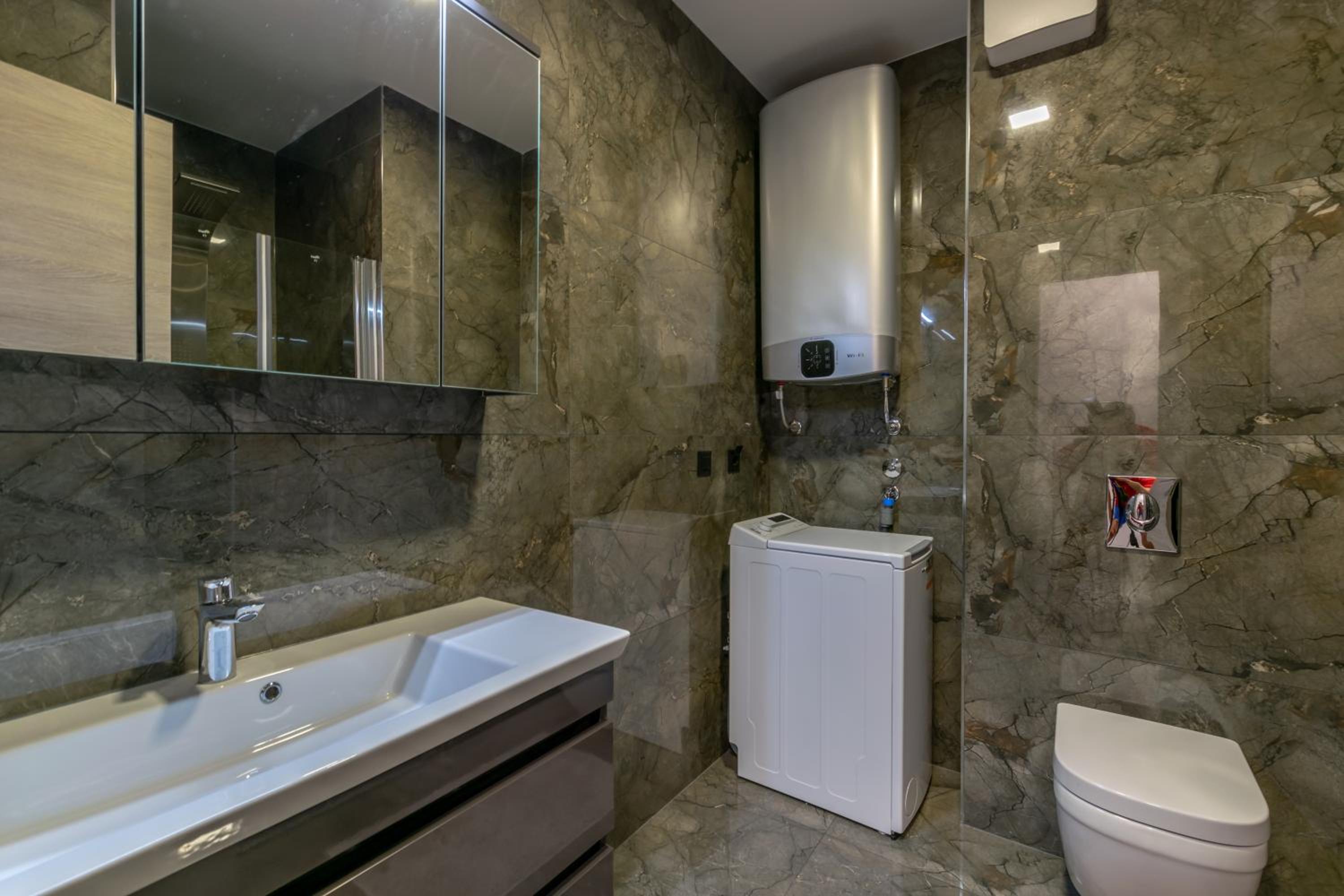 Empress apartment view 3