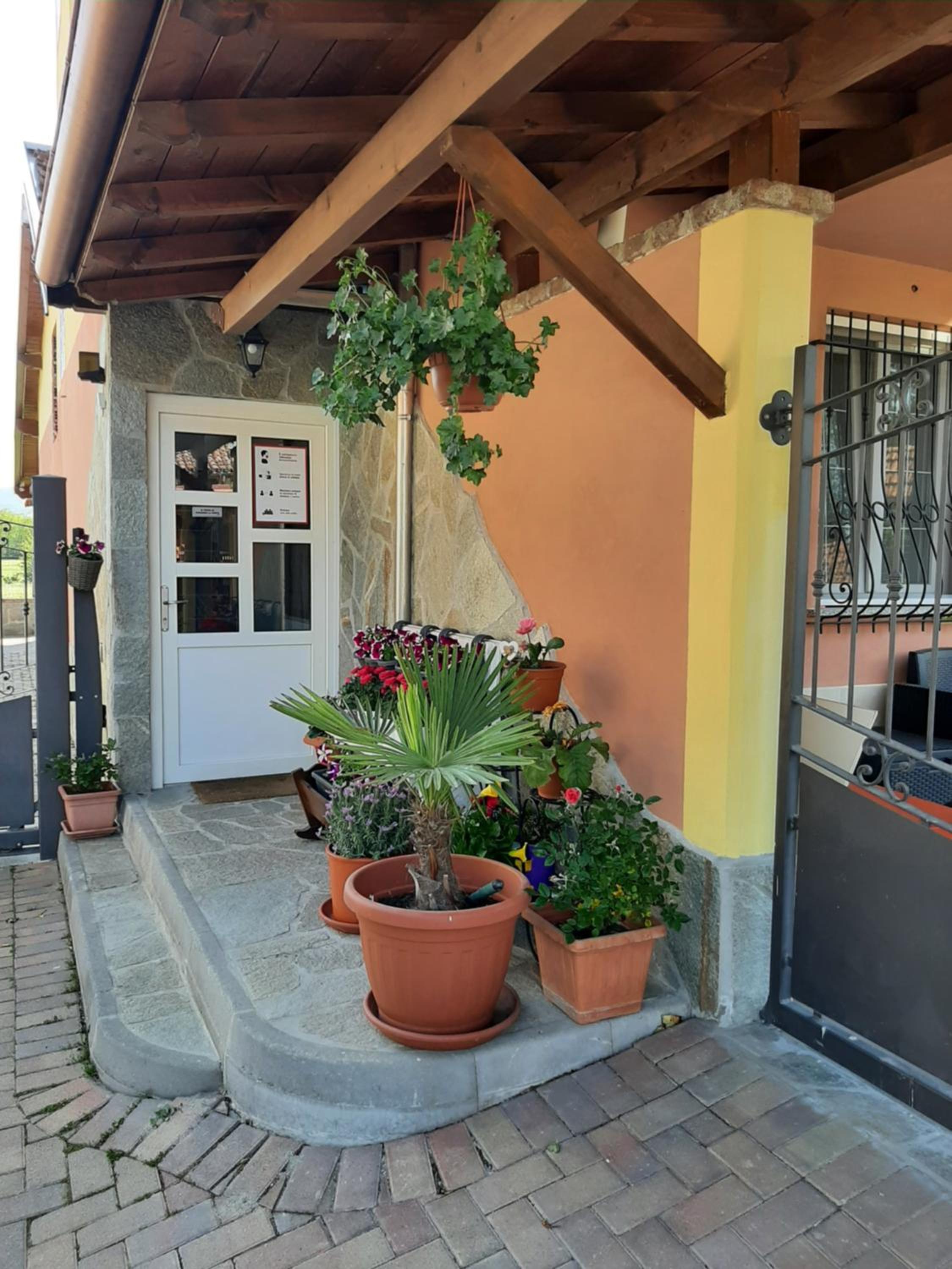 Photo 25