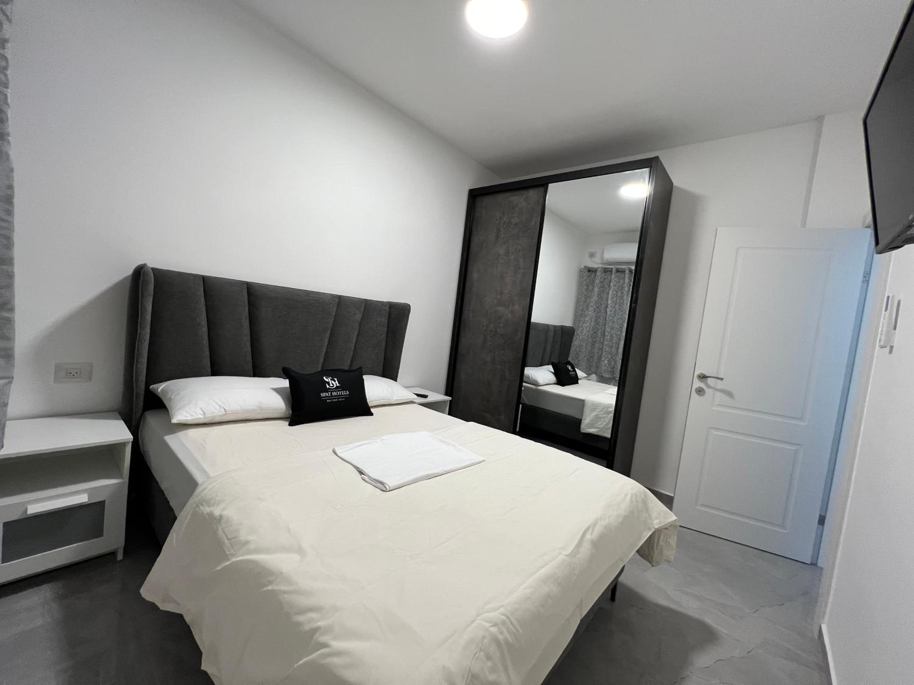 Masarik Apartments