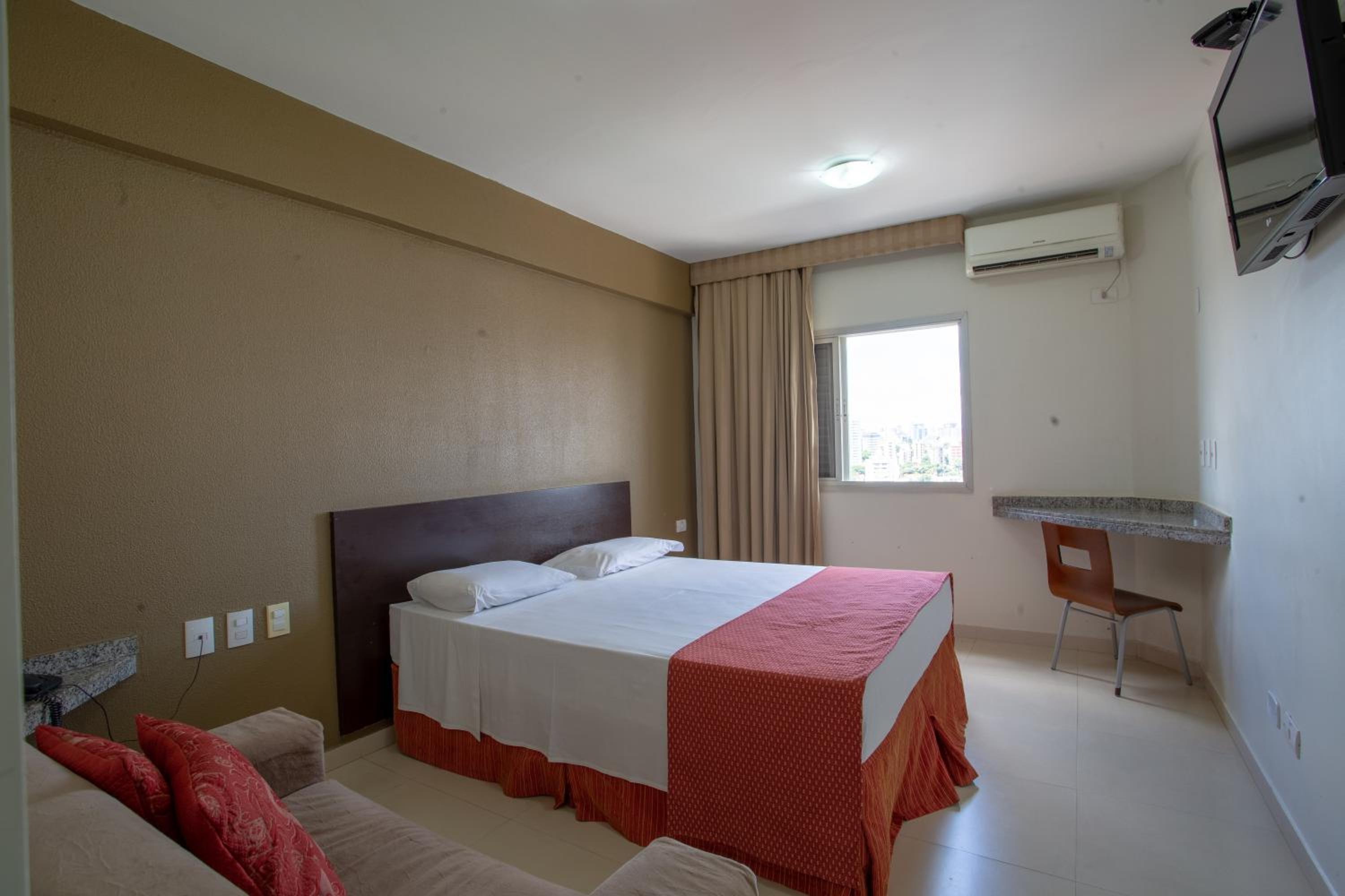 Hotel Apollo