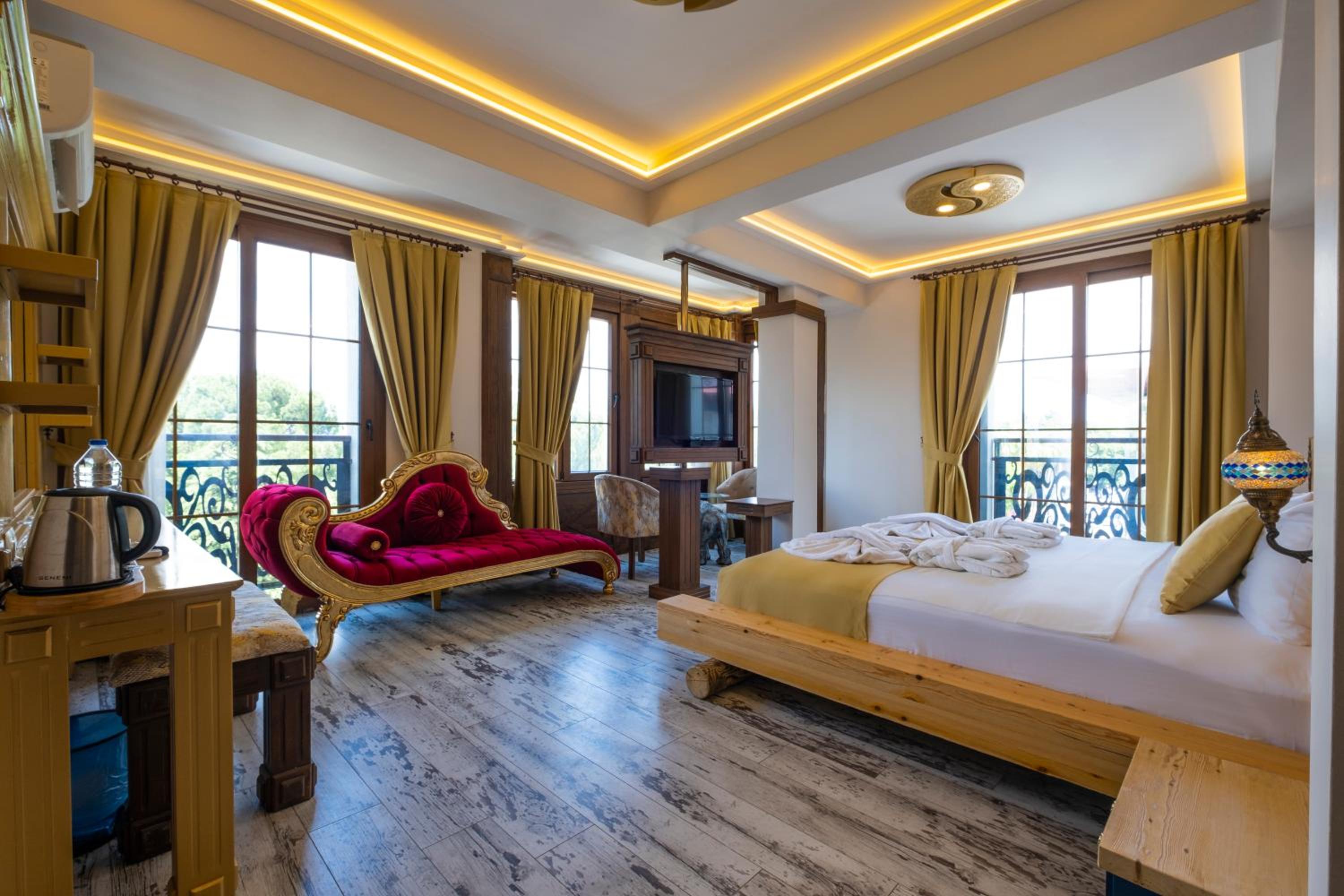 Reis Royal Otel - Image 28