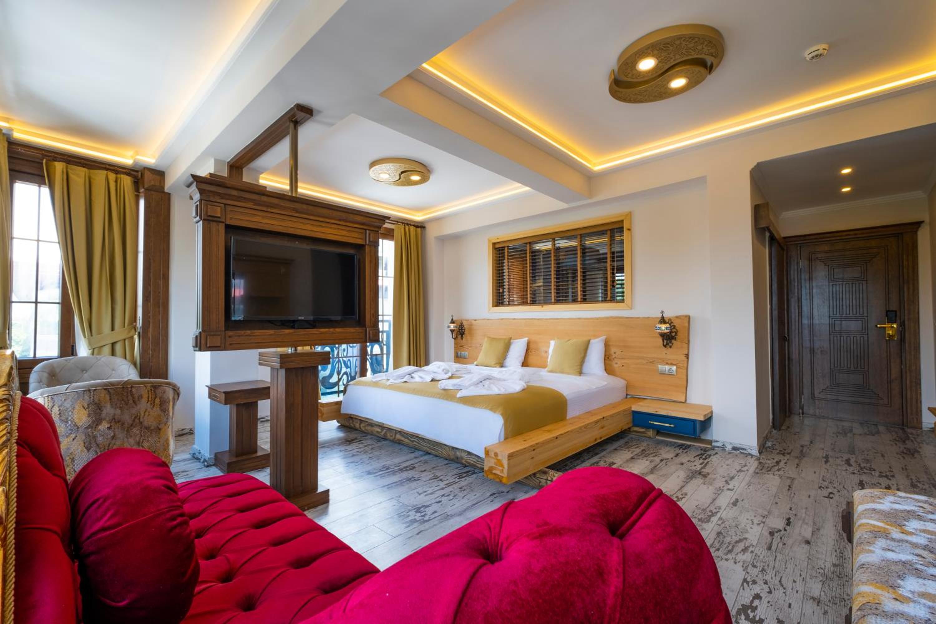 Reis Royal Otel - Image 29