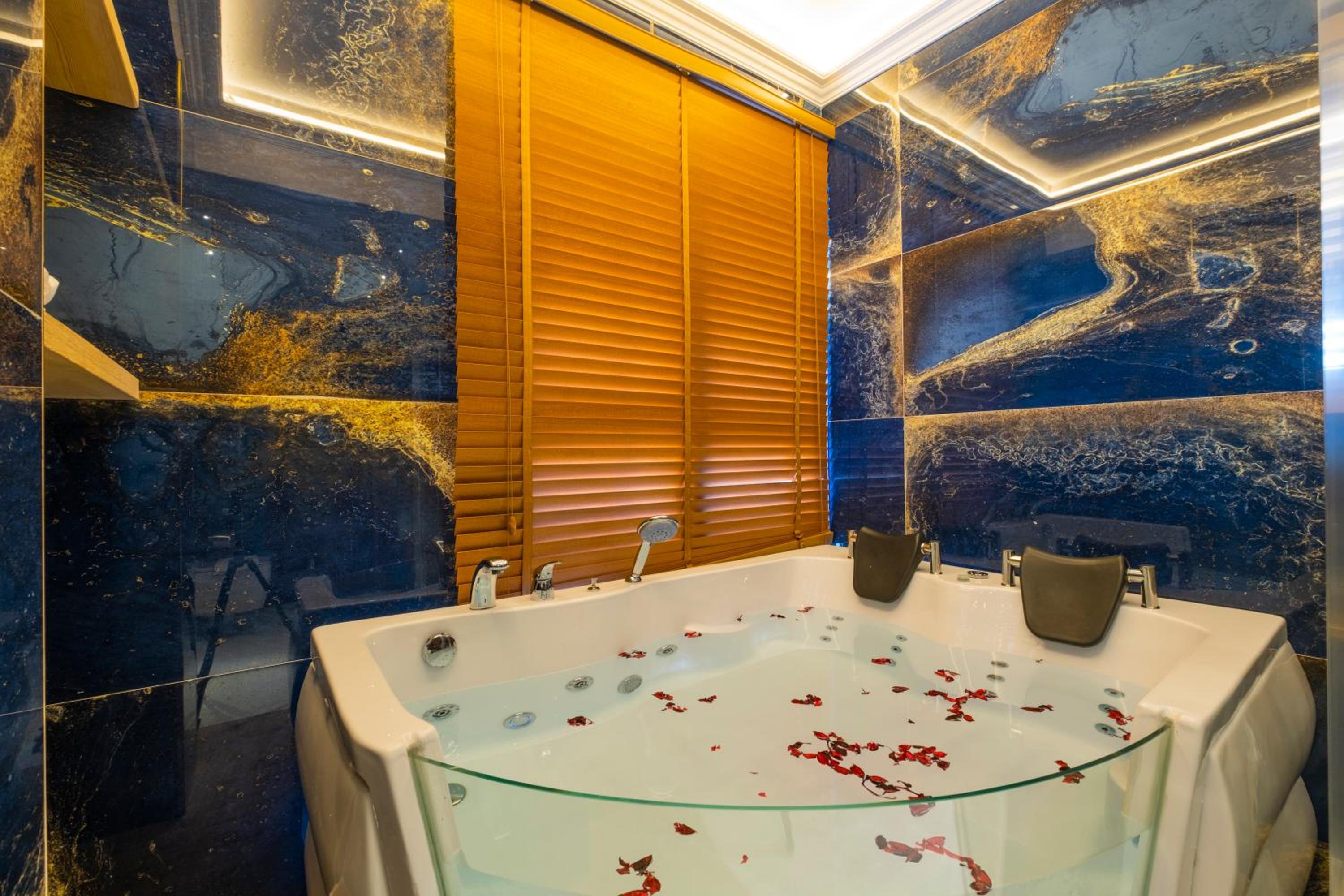Reis Royal Otel - Image 34