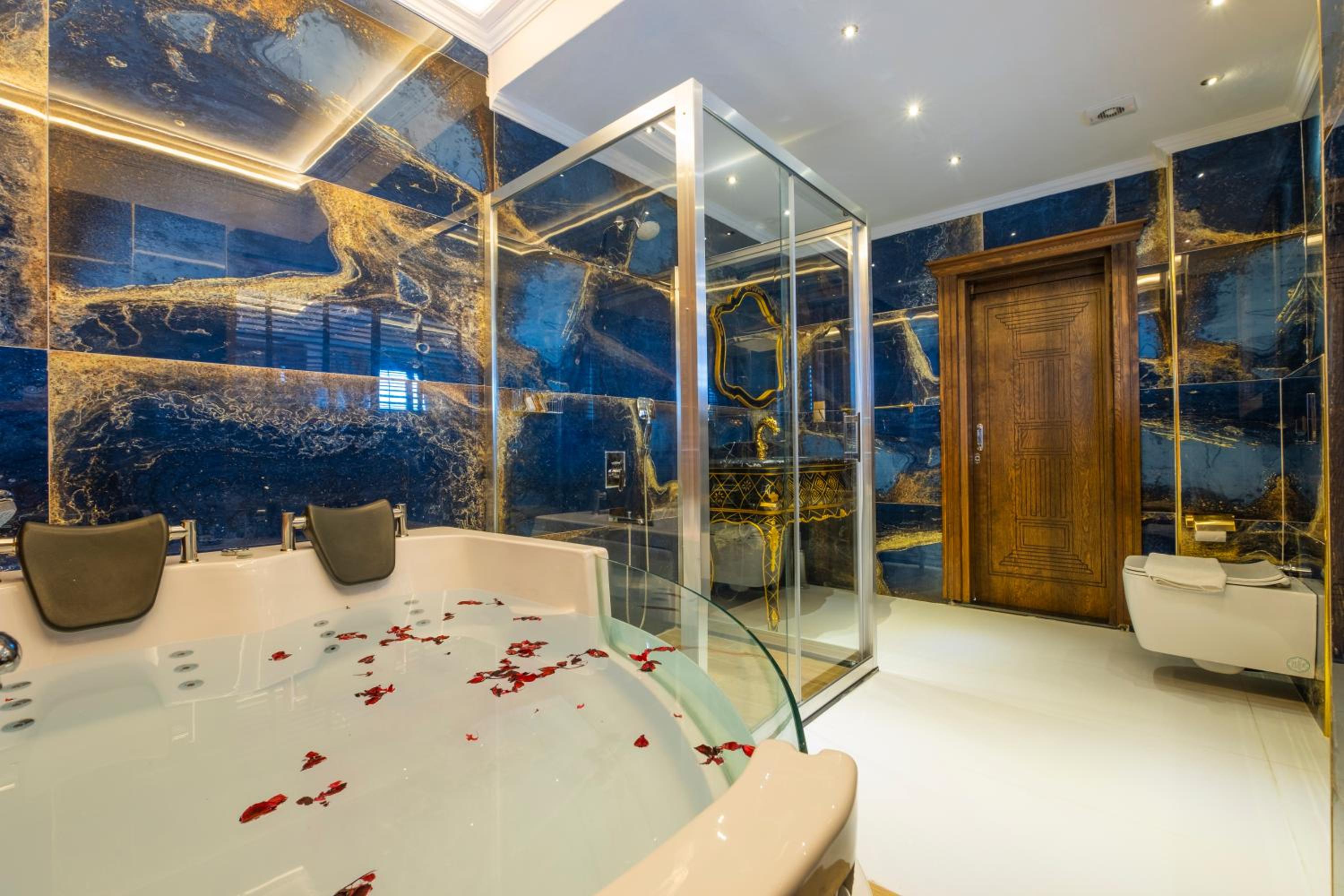Reis Royal Otel - Image 32