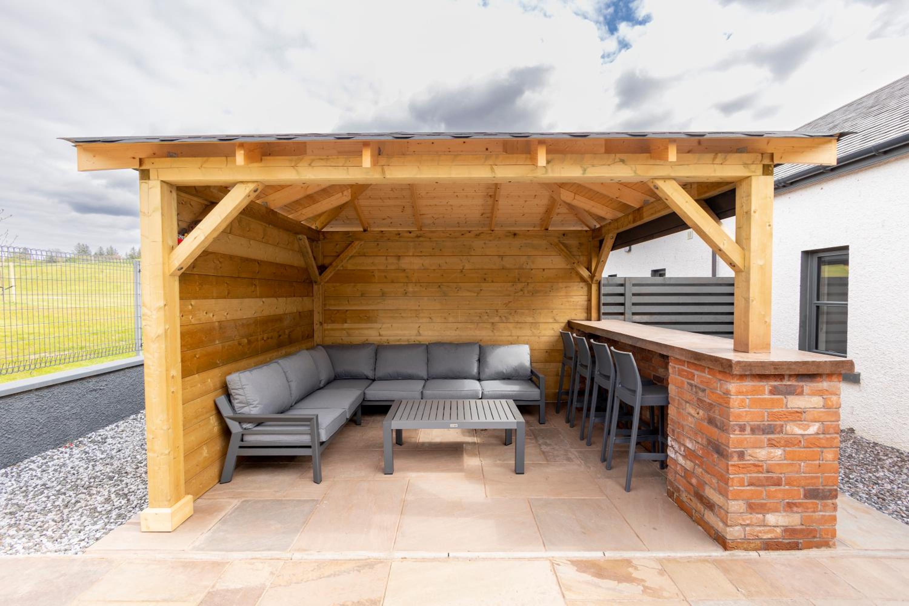 Westertonhill Holiday Lodges - Private Hot Tub Hire Available