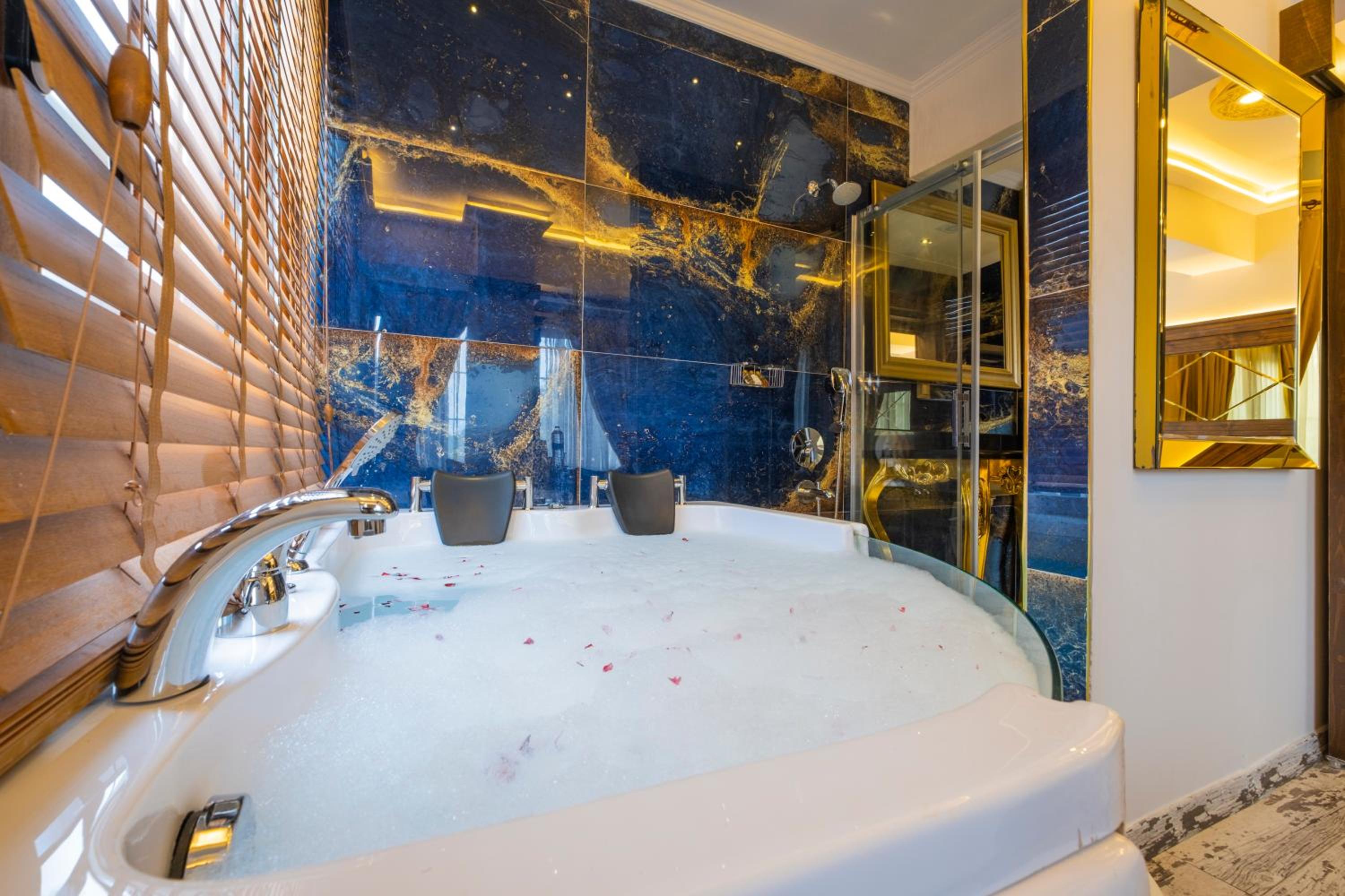 Reis Royal Otel - Image 43