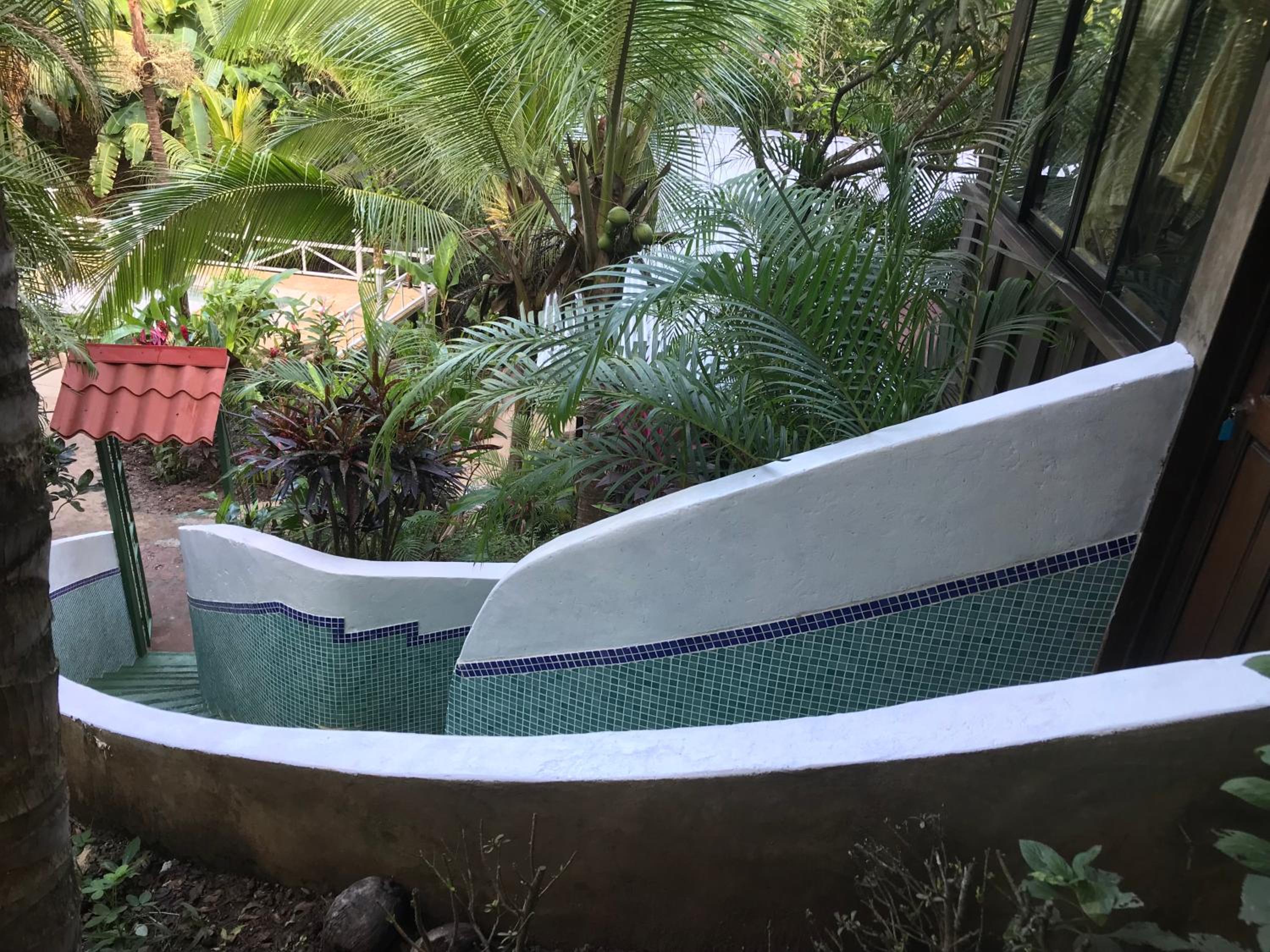 FLOR DE PARAISO BUNGALOWS