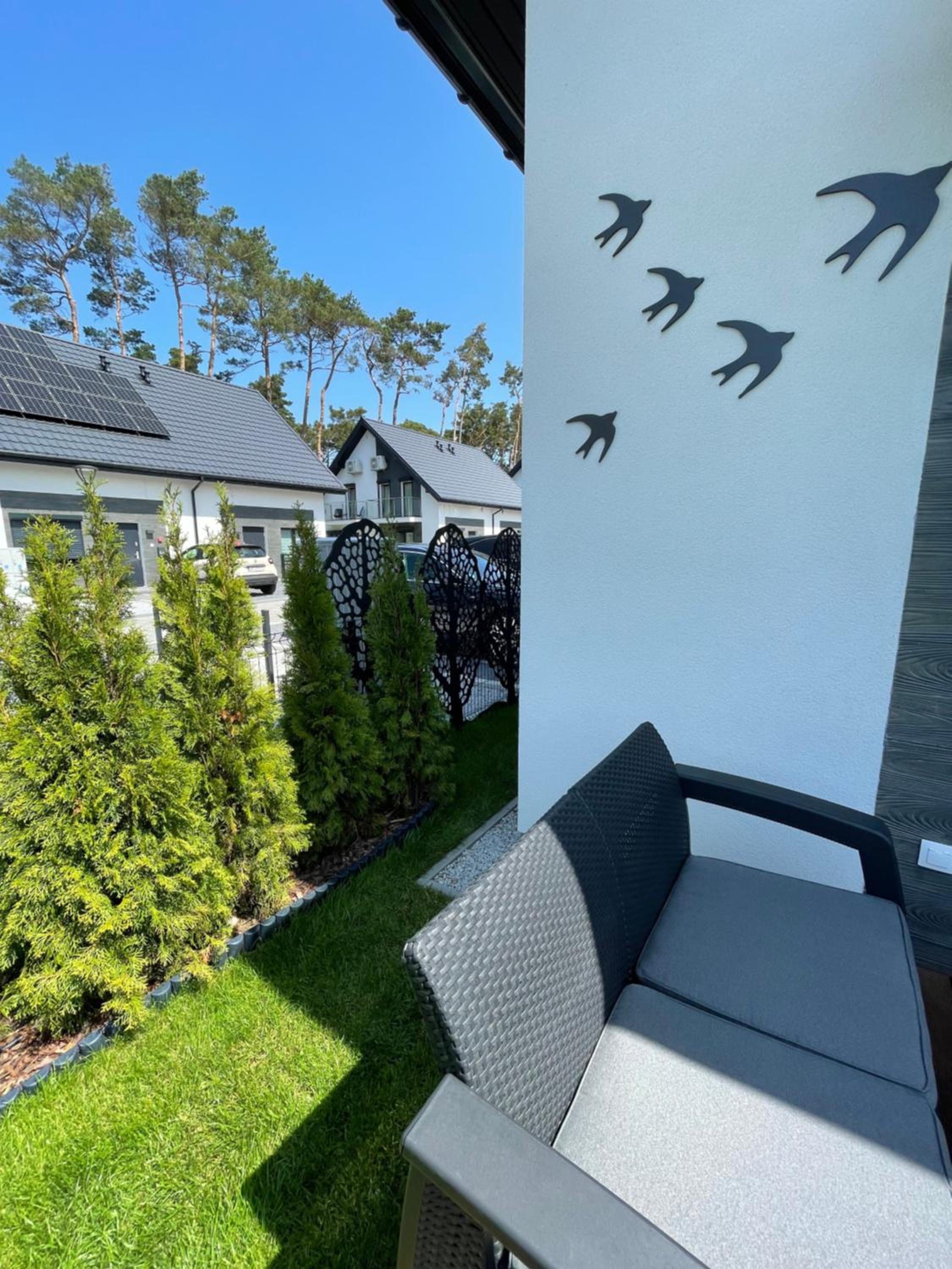 Blue Wave Garden view 3