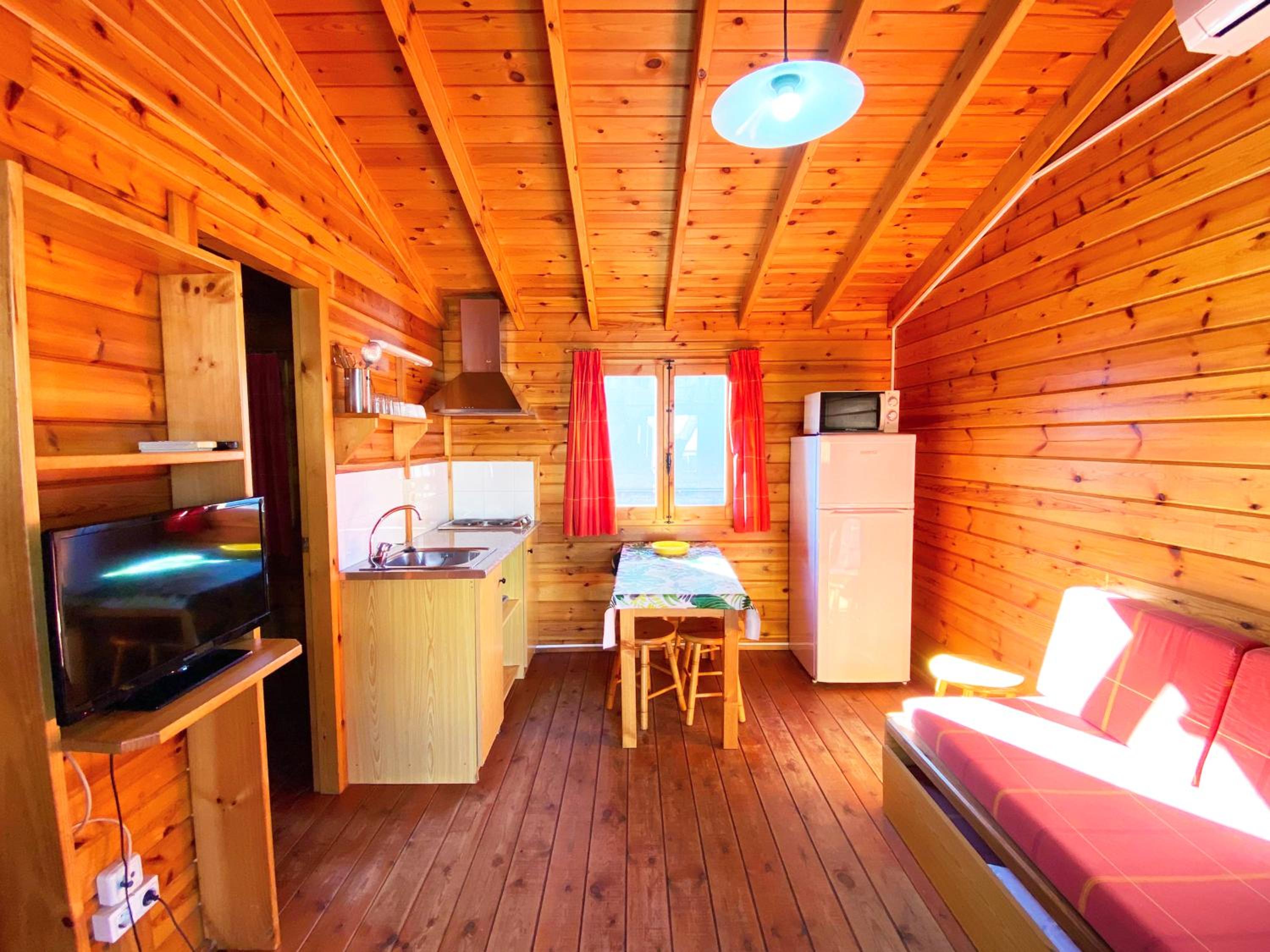 Bungalows Camping Ferrer view 3