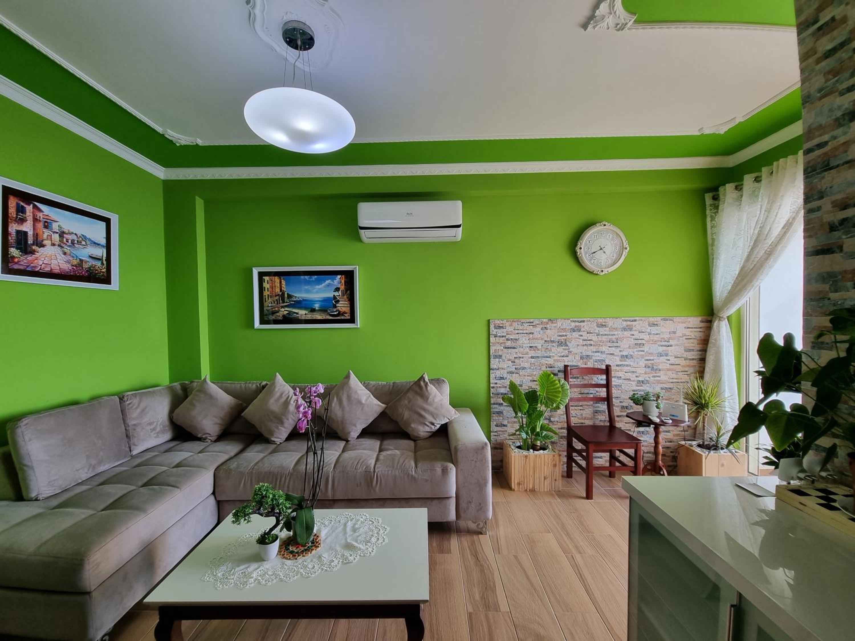 Seaview Luxury Apartment