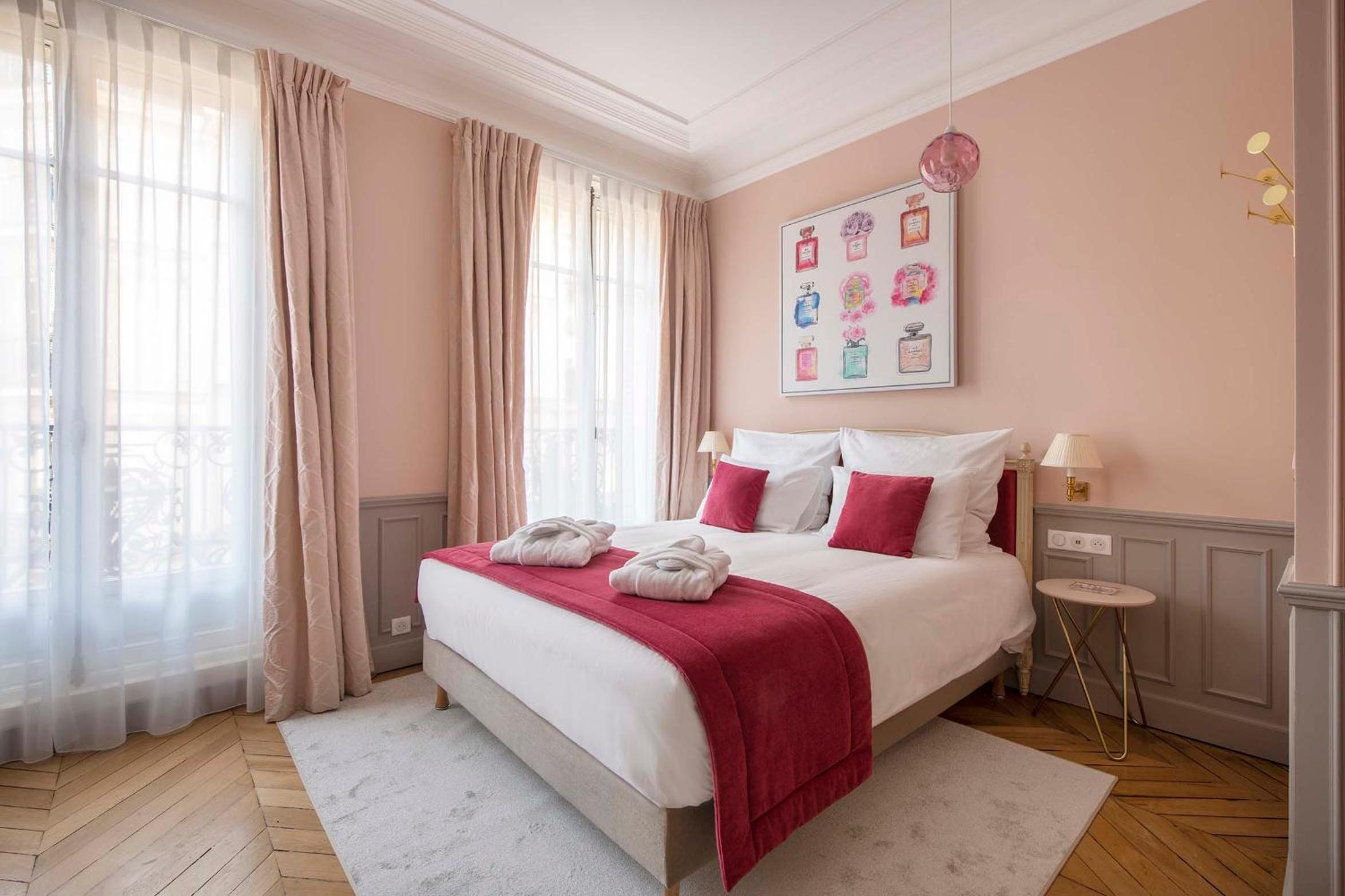 LE BEAU MARAIS - Luxury Apartments, AIR COND, LIFT